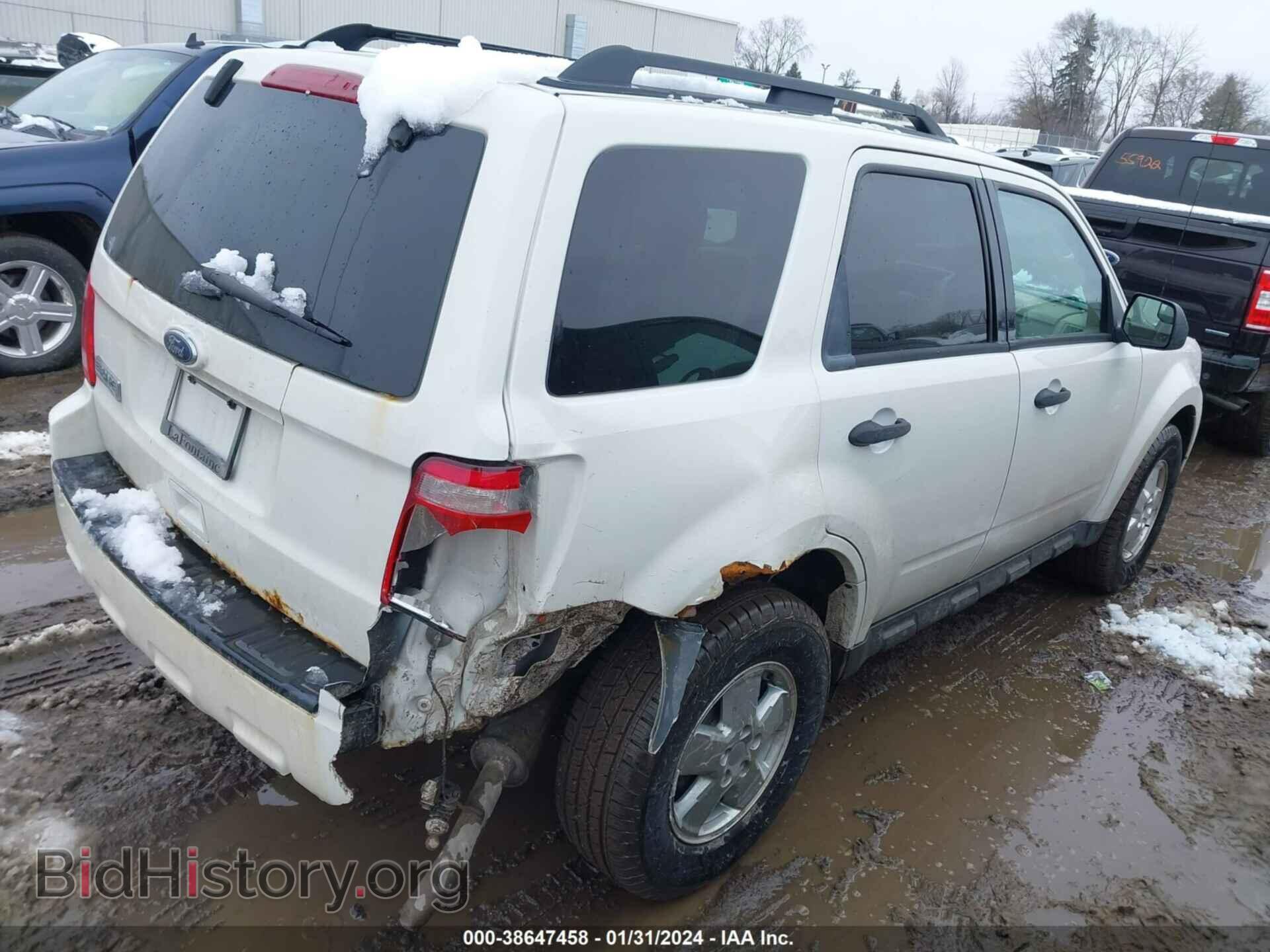 2012 FORD ESCAPE - VIN: 1FMCU0D75CKB44852 - Фото 4