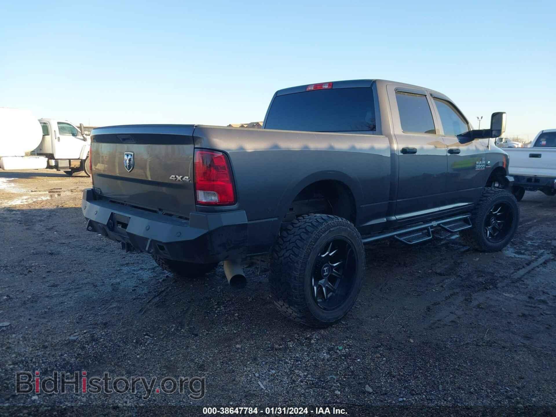 2015 RAM 2500 - VIN: 3C6UR5CLXFG588446 - Фото 4