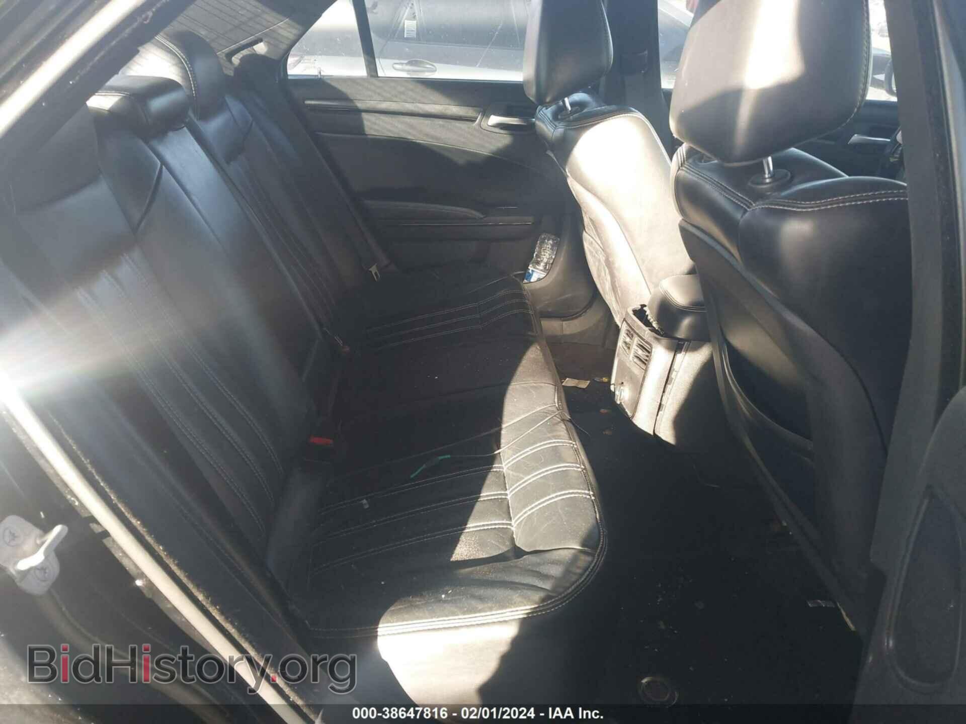 2014 CHRYSLER 300 - VIN: 2C3CCAGG1EH297834 - Photo 8