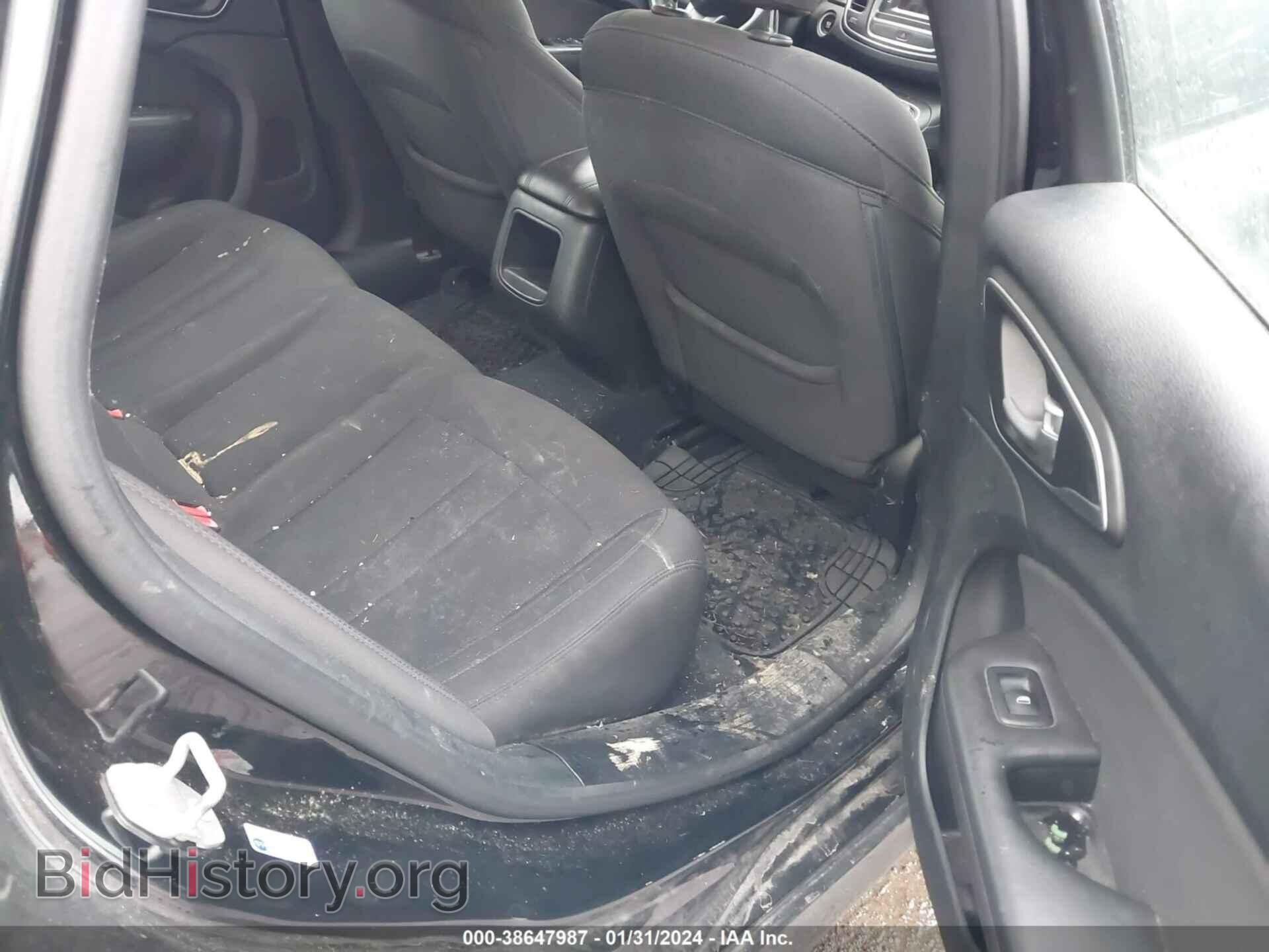 2015 CHRYSLER 200 - VIN: 1C3CCCAB9FN701321 - Фото 8