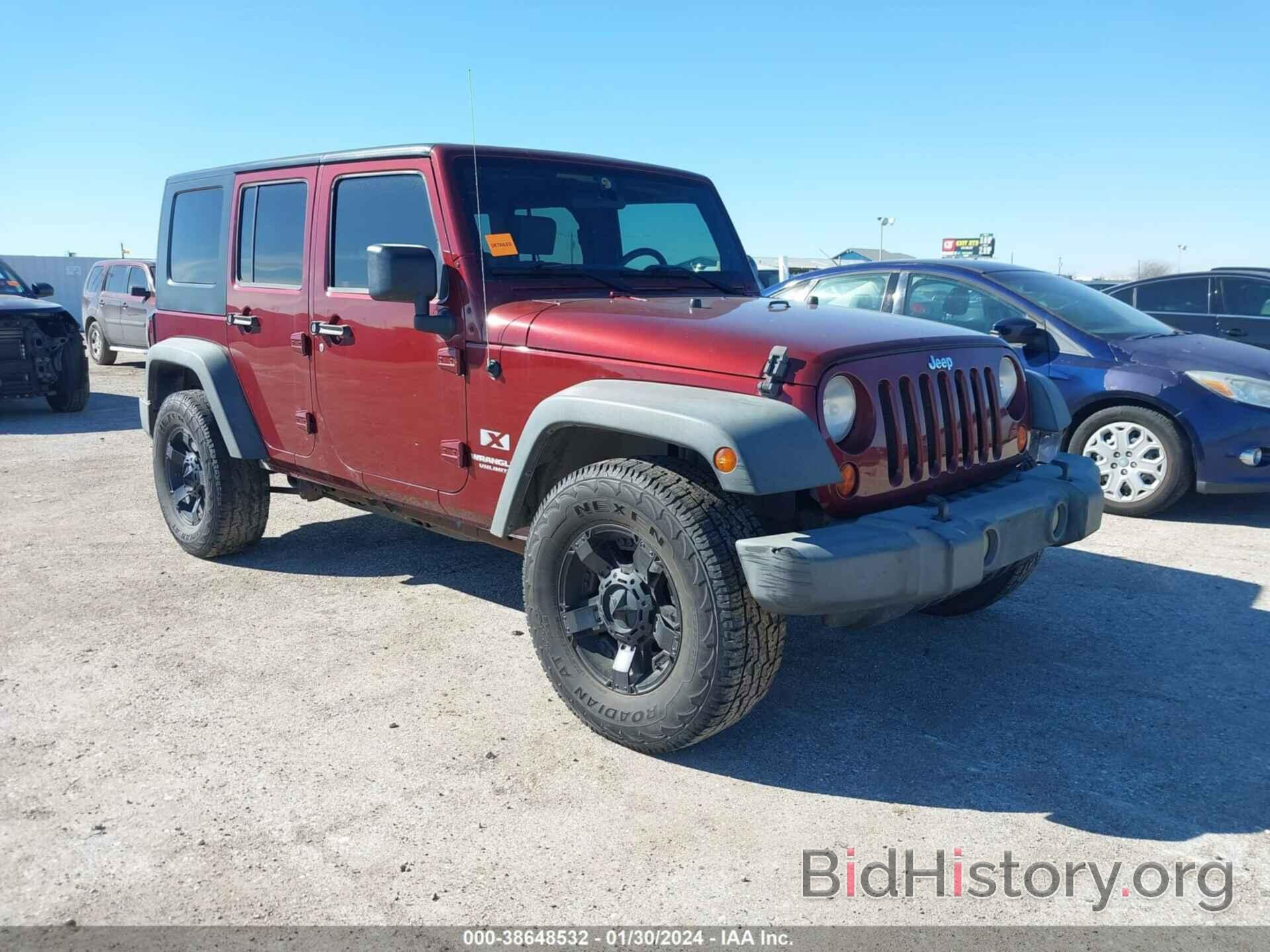 Photo 1J4GA39118L652073 - JEEP WRANGLER 2008