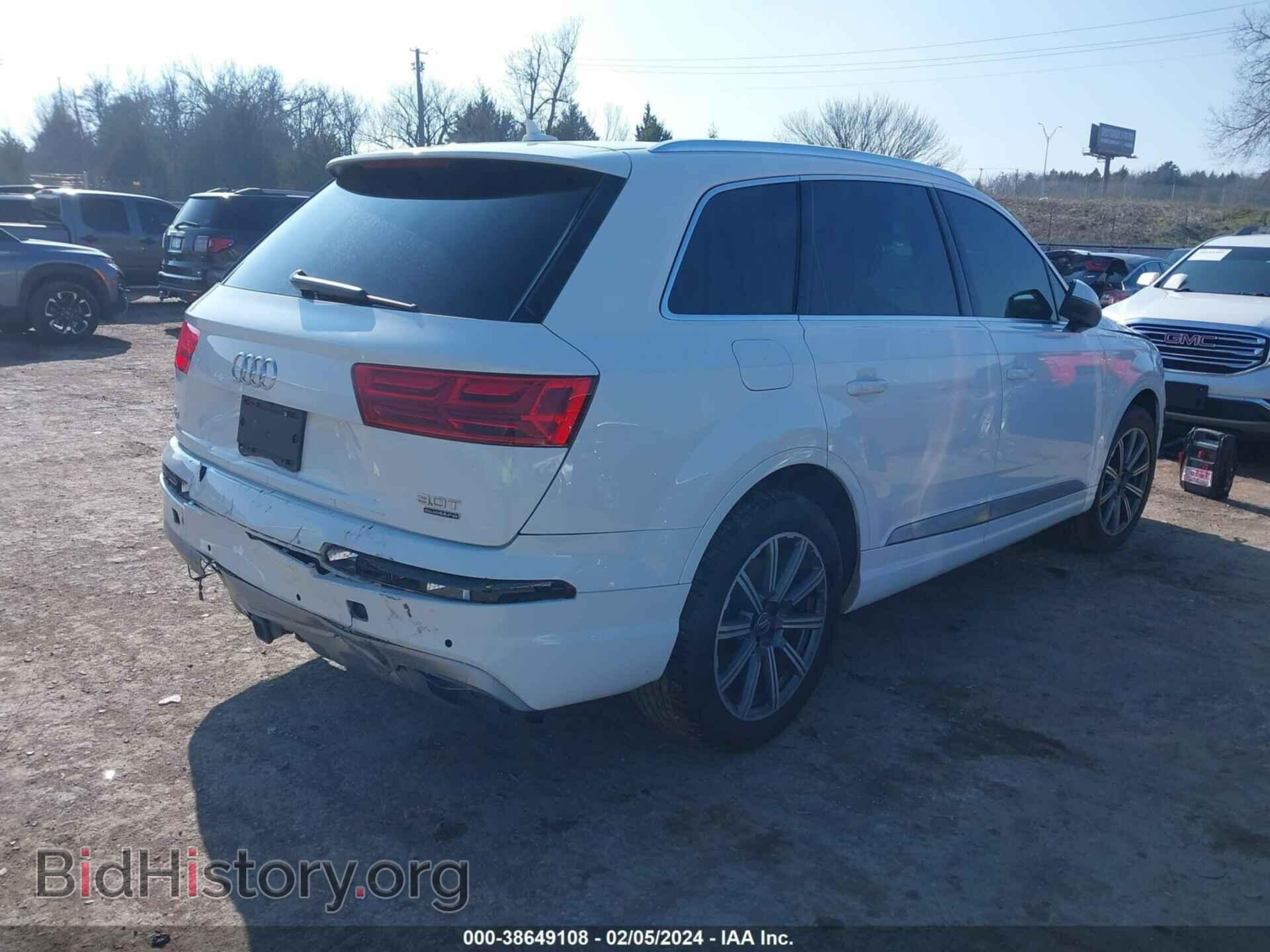2017 AUDI Q7 - VIN: WA1VAAF71HD045220 - Фото 4
