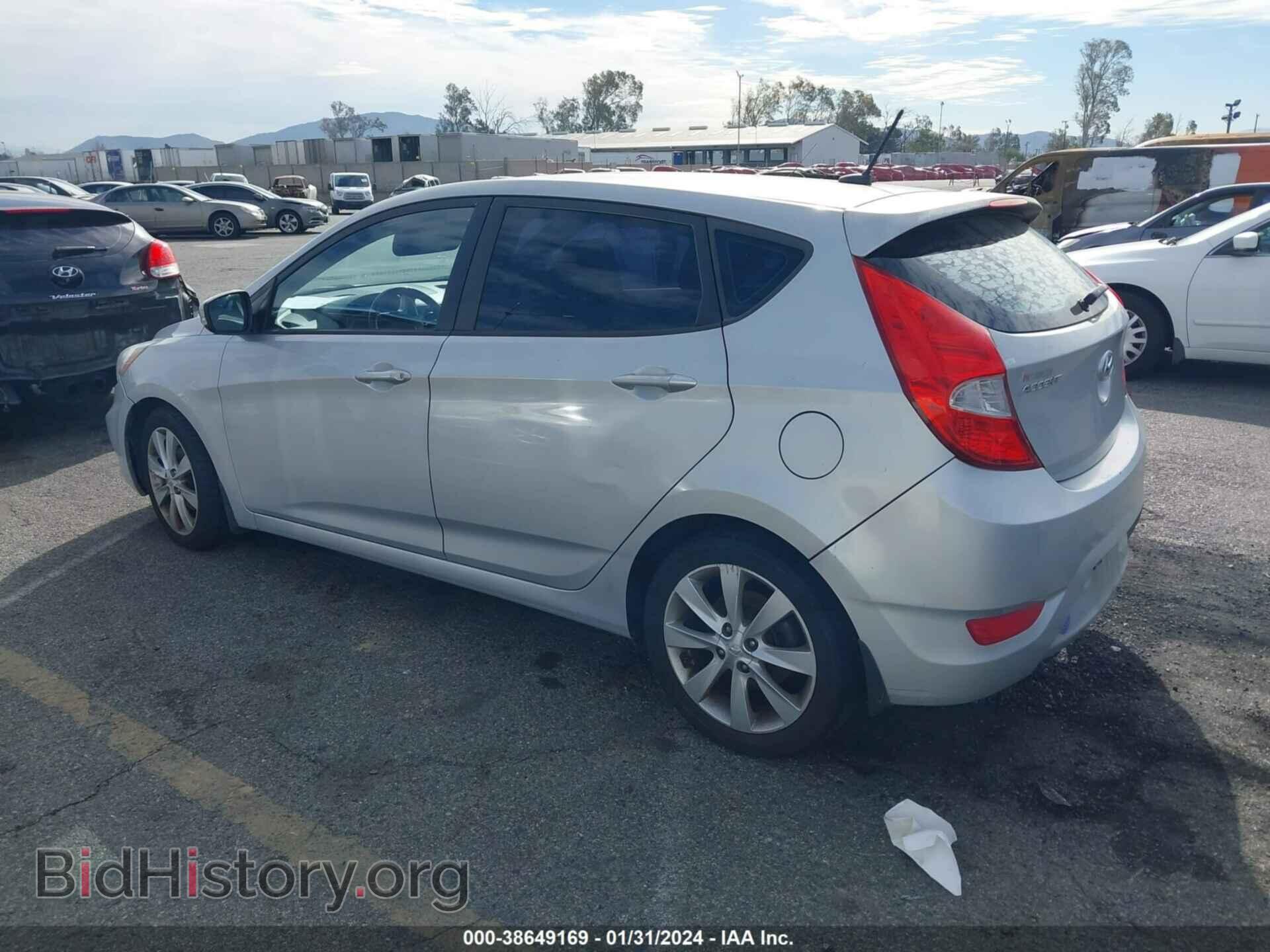 2013 HYUNDAI ACCENT - VIN: KMHCU5AE1DU112051 - Фото 3
