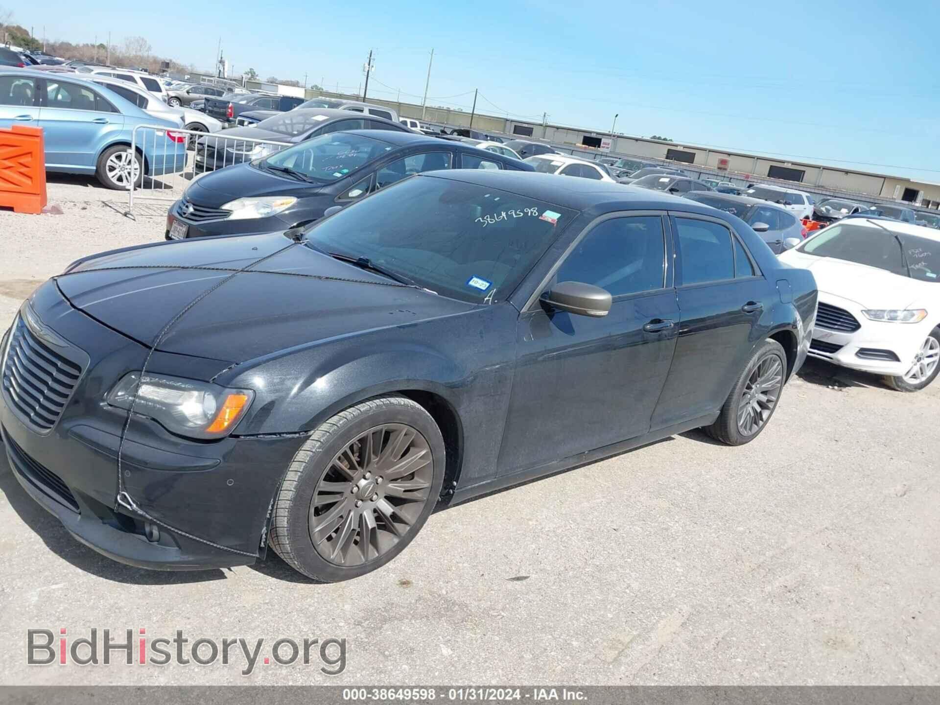 2013 CHRYSLER 300C - VIN: 2C3CCADT3DH693473 - Фото 2