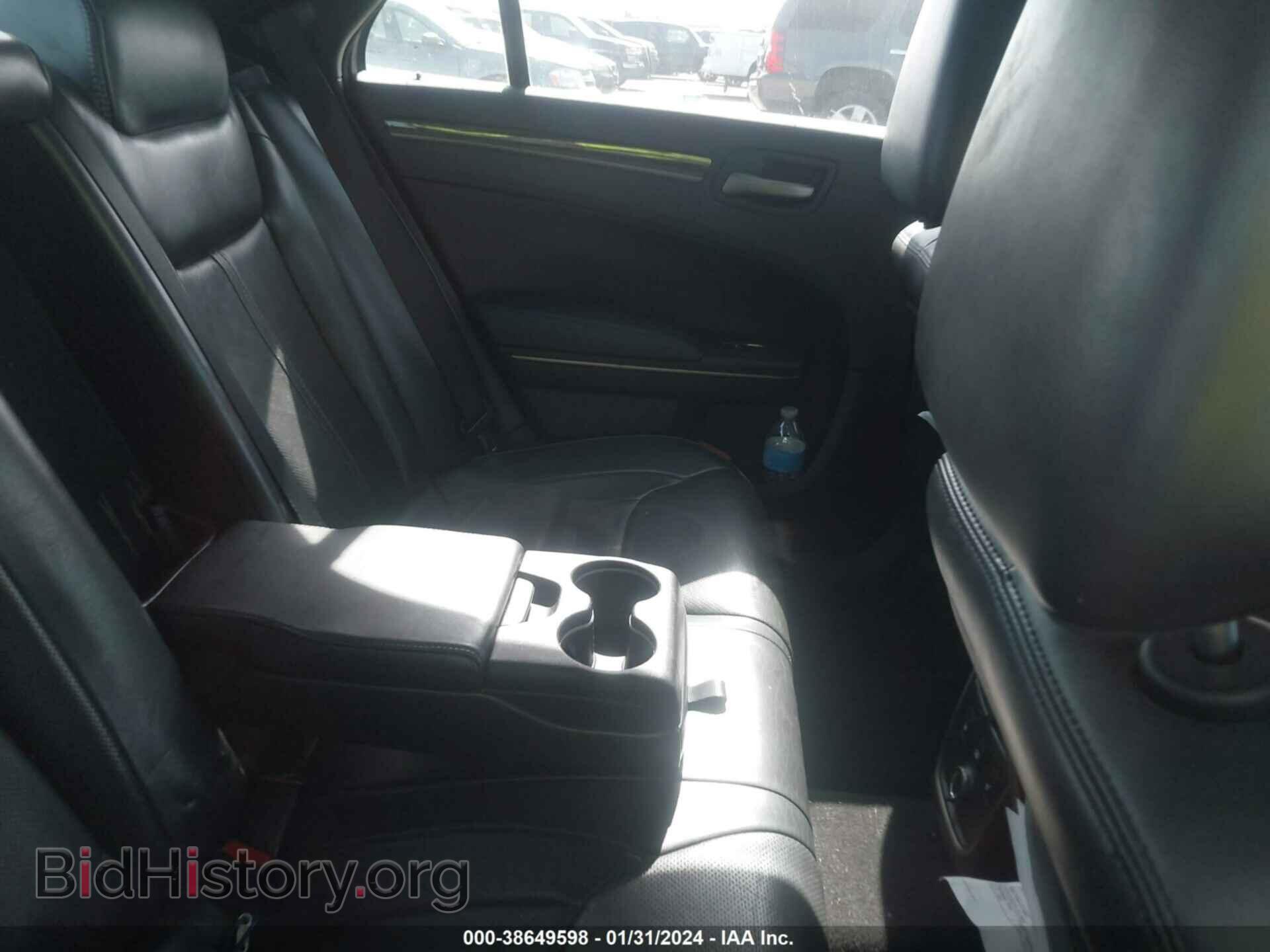2013 CHRYSLER 300C - VIN: 2C3CCADT3DH693473 - Фото 8