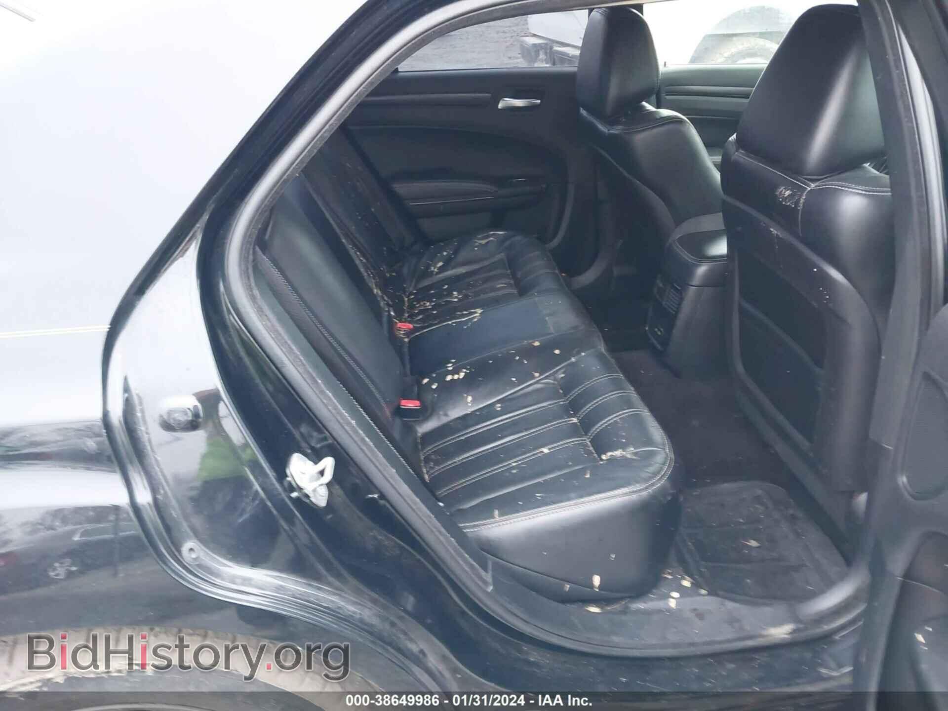 2016 CHRYSLER 300 - VIN: 2C3CCAGG8GH244566 - Фото 8