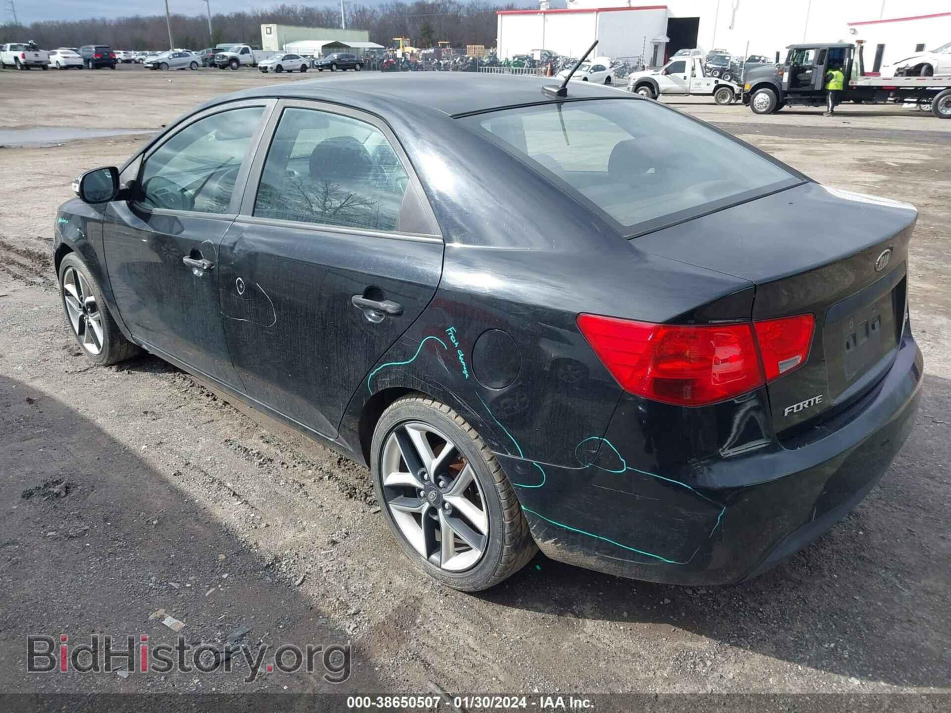 2010 KIA FORTE - VIN: KNAFU4A24A5221236 - Фото 3