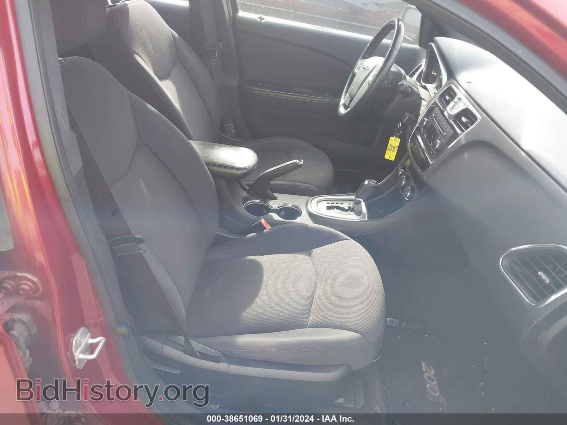 2012 CHRYSLER 200 - VIN: 1C3CCBBG2CN275861 - Фото 5