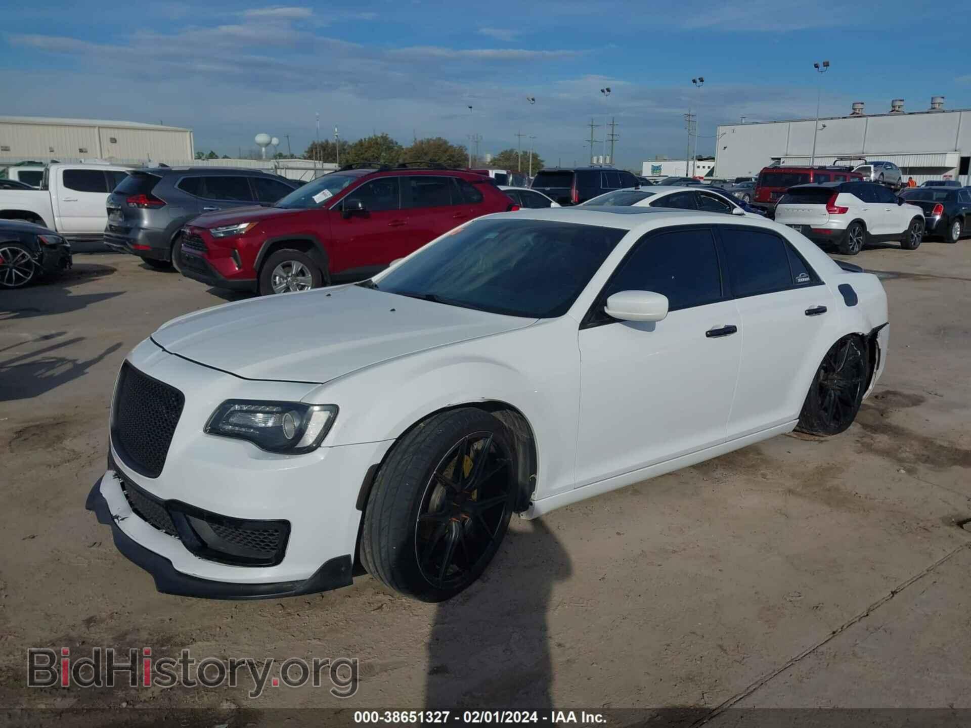 2015 CHRYSLER 300 - VIN: 2C3CCABG7FH781032 - Фото 2