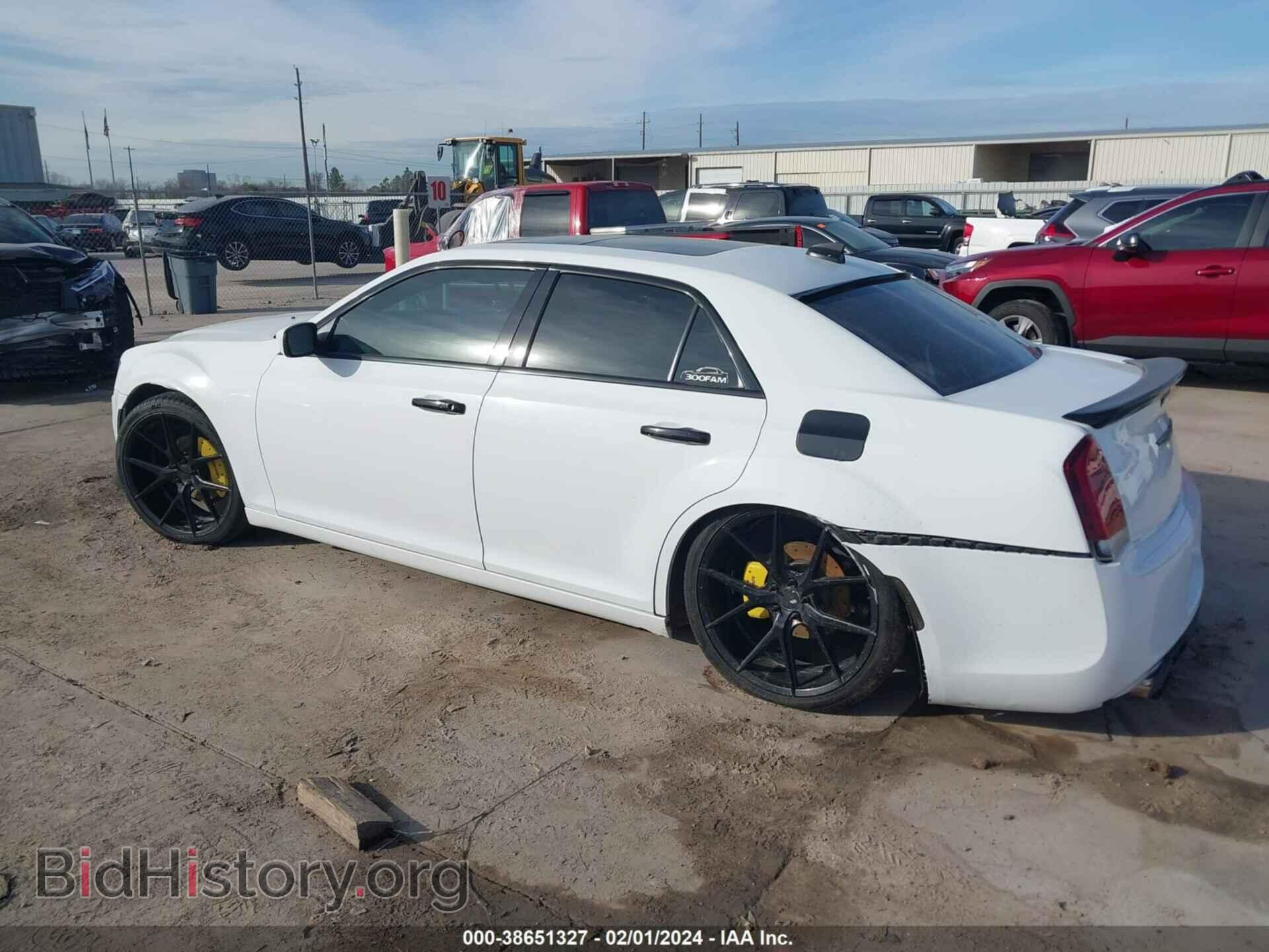 2015 CHRYSLER 300 - VIN: 2C3CCABG7FH781032 - Фото 15