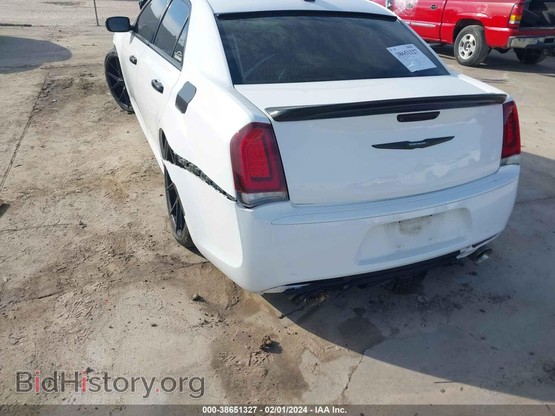 2015 CHRYSLER 300 - VIN: 2C3CCABG7FH781032 - Фото 6