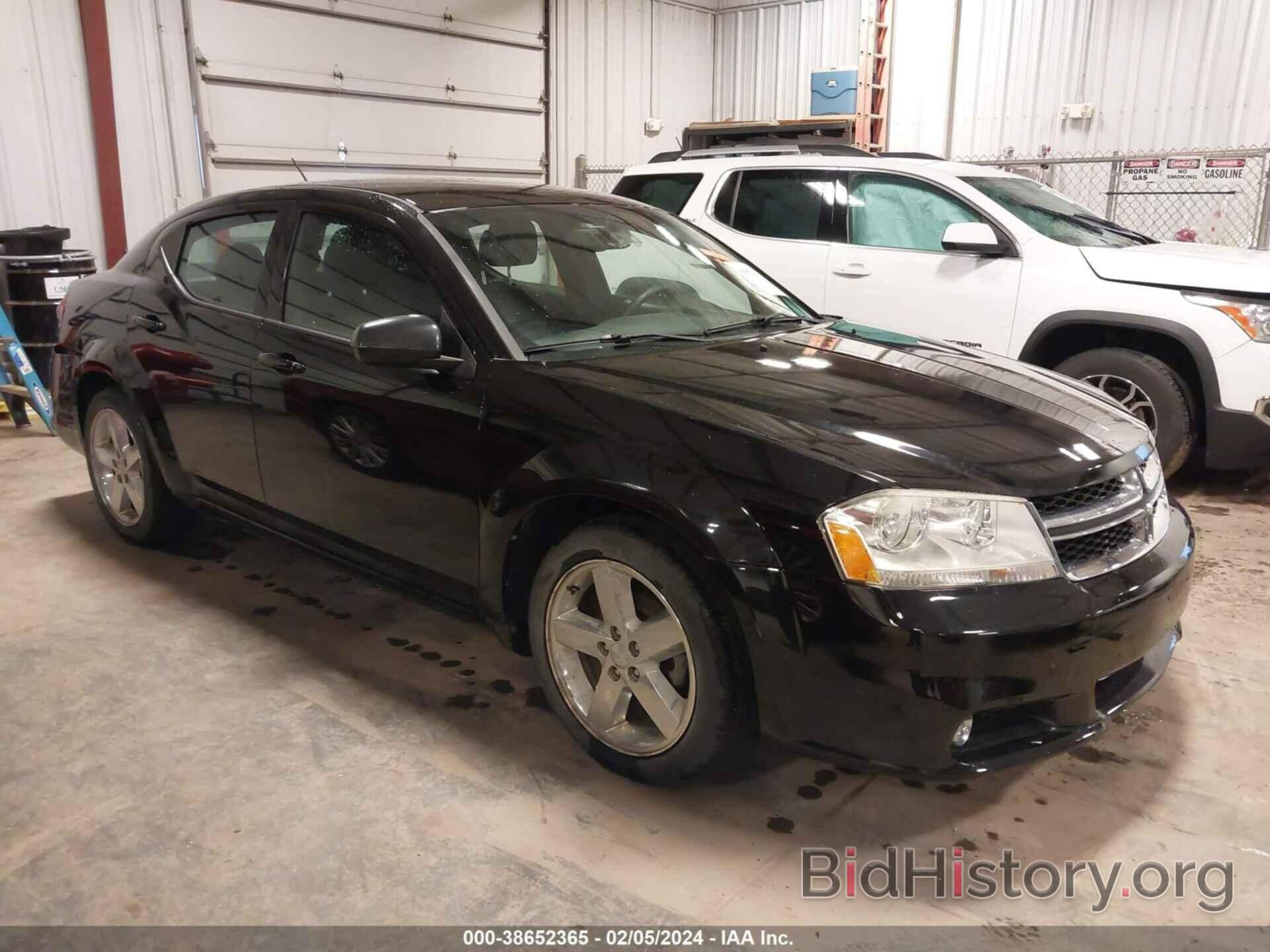 Photo 1B3BD2FB4BN544252 - DODGE AVENGER 2011