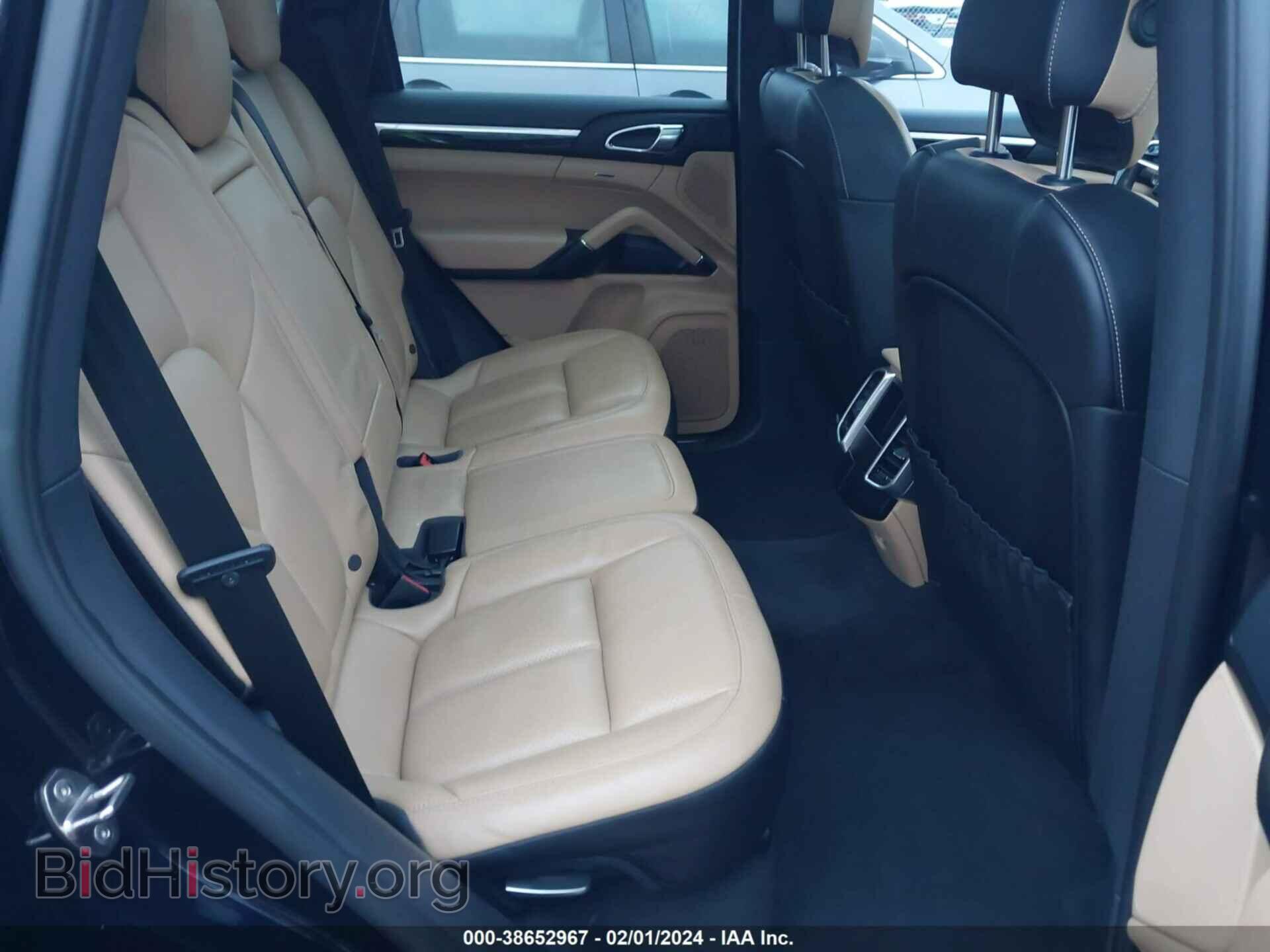 2016 PORSCHE CAYENNE - VIN: WP1AA2A20GKA08027 - Фото 8