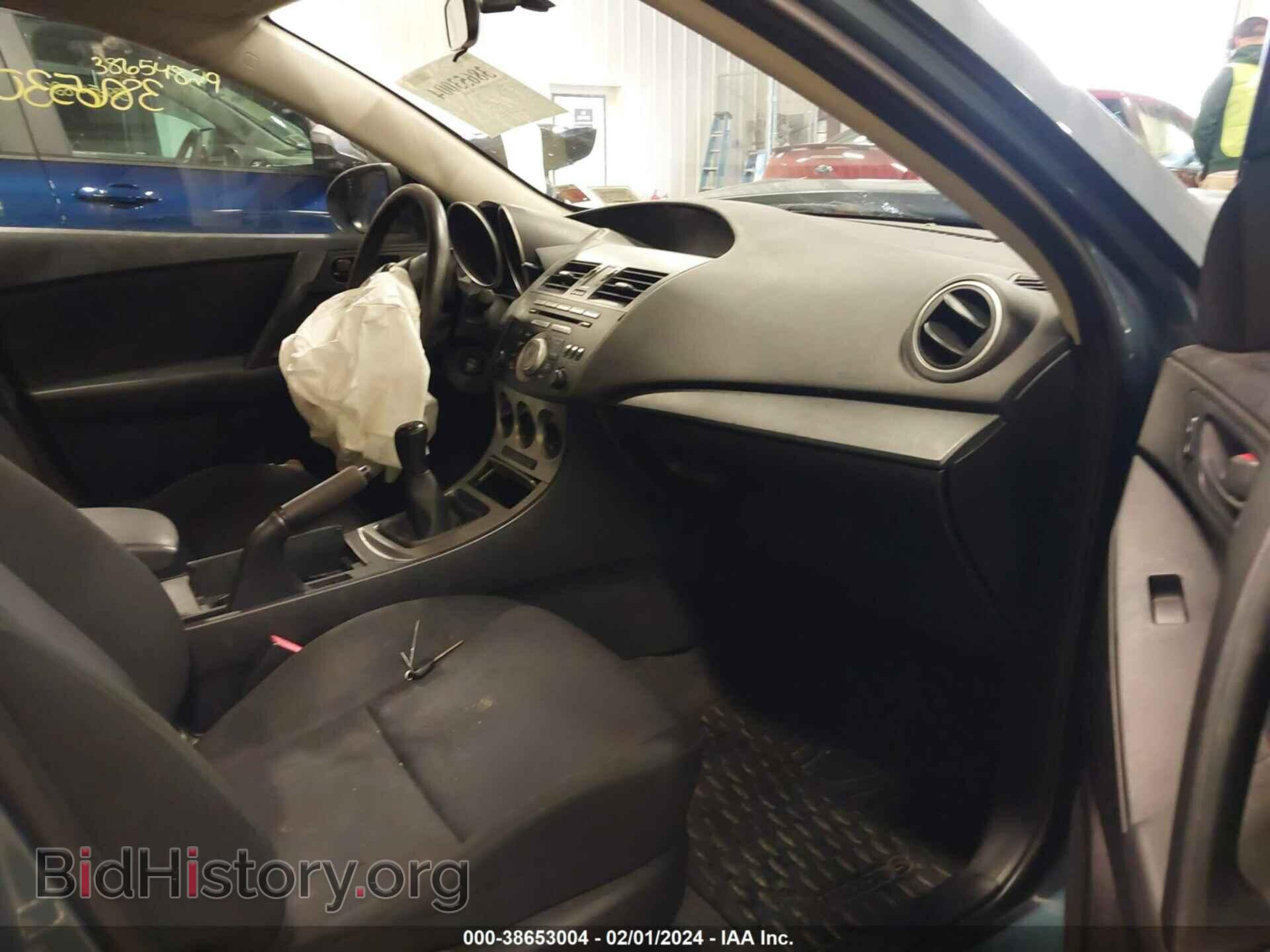 2011 MAZDA MAZDA3 - VIN: JM1BL1UG4B1371933 - Фото 5