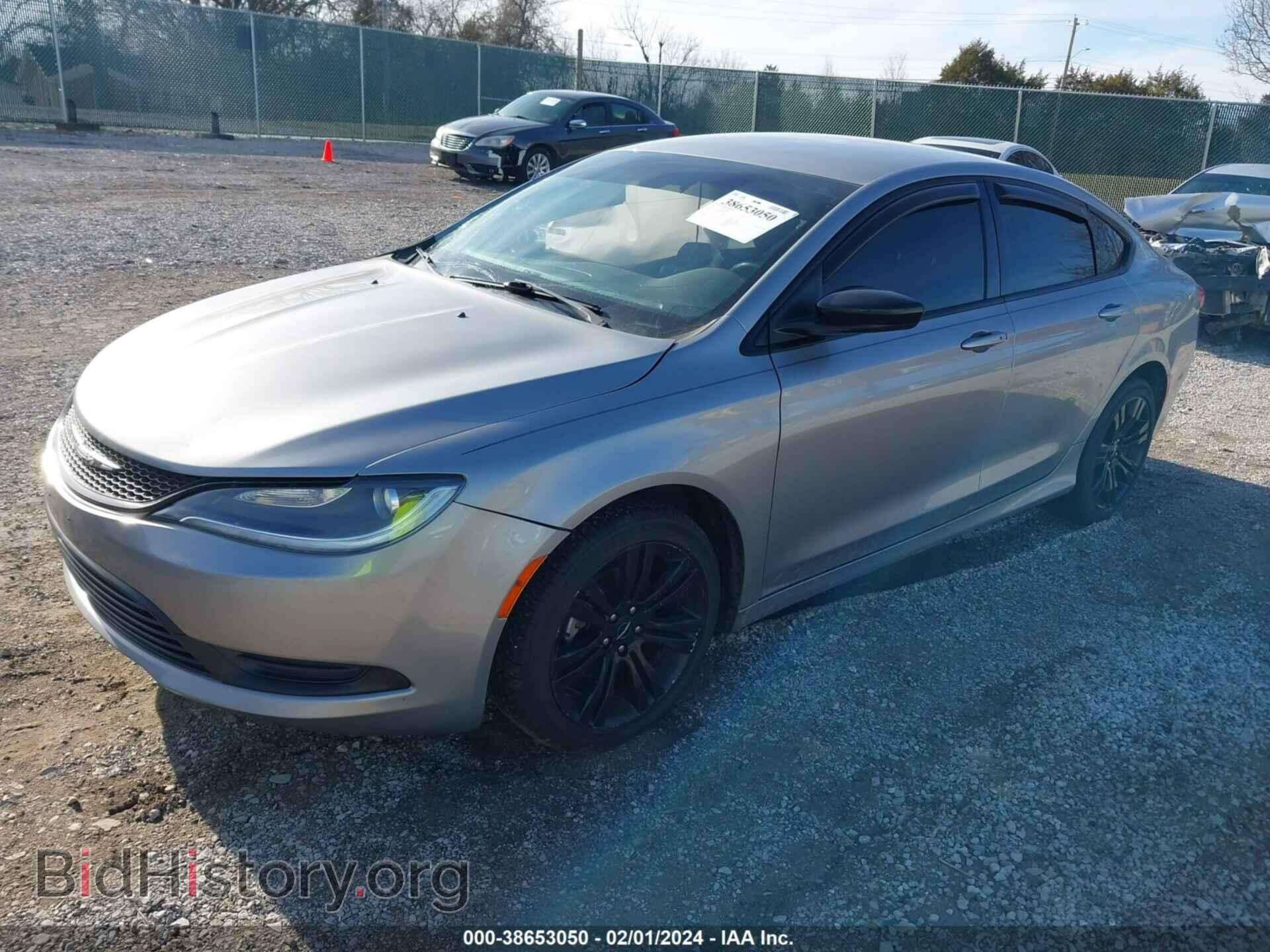 2017 CHRYSLER 200 - VIN: 1C3CCCFB3HN509307 - Фото 2