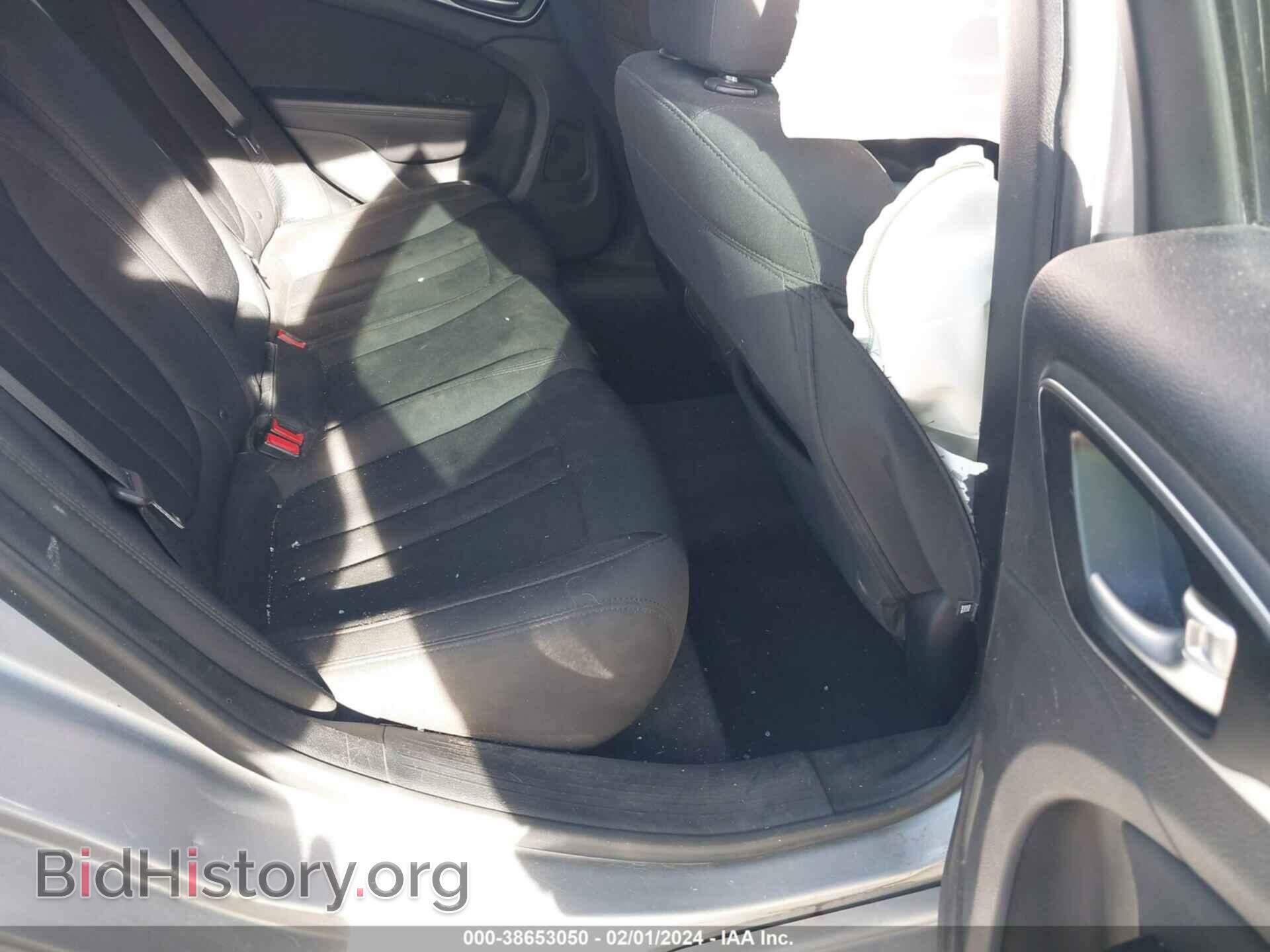 2017 CHRYSLER 200 - VIN: 1C3CCCFB3HN509307 - Фото 8
