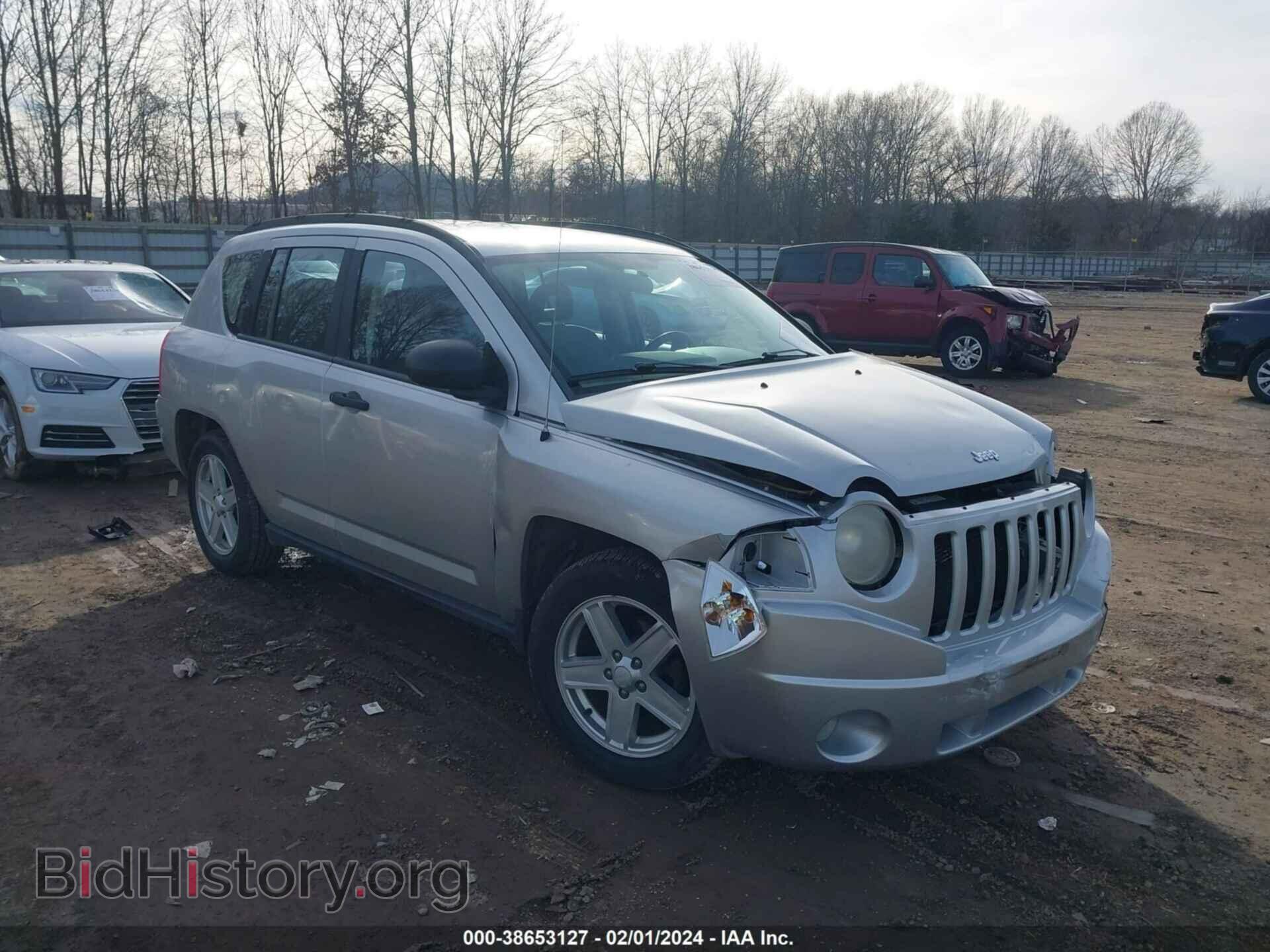 Фотография 1J8FF47W77D385840 - JEEP COMPASS 2007