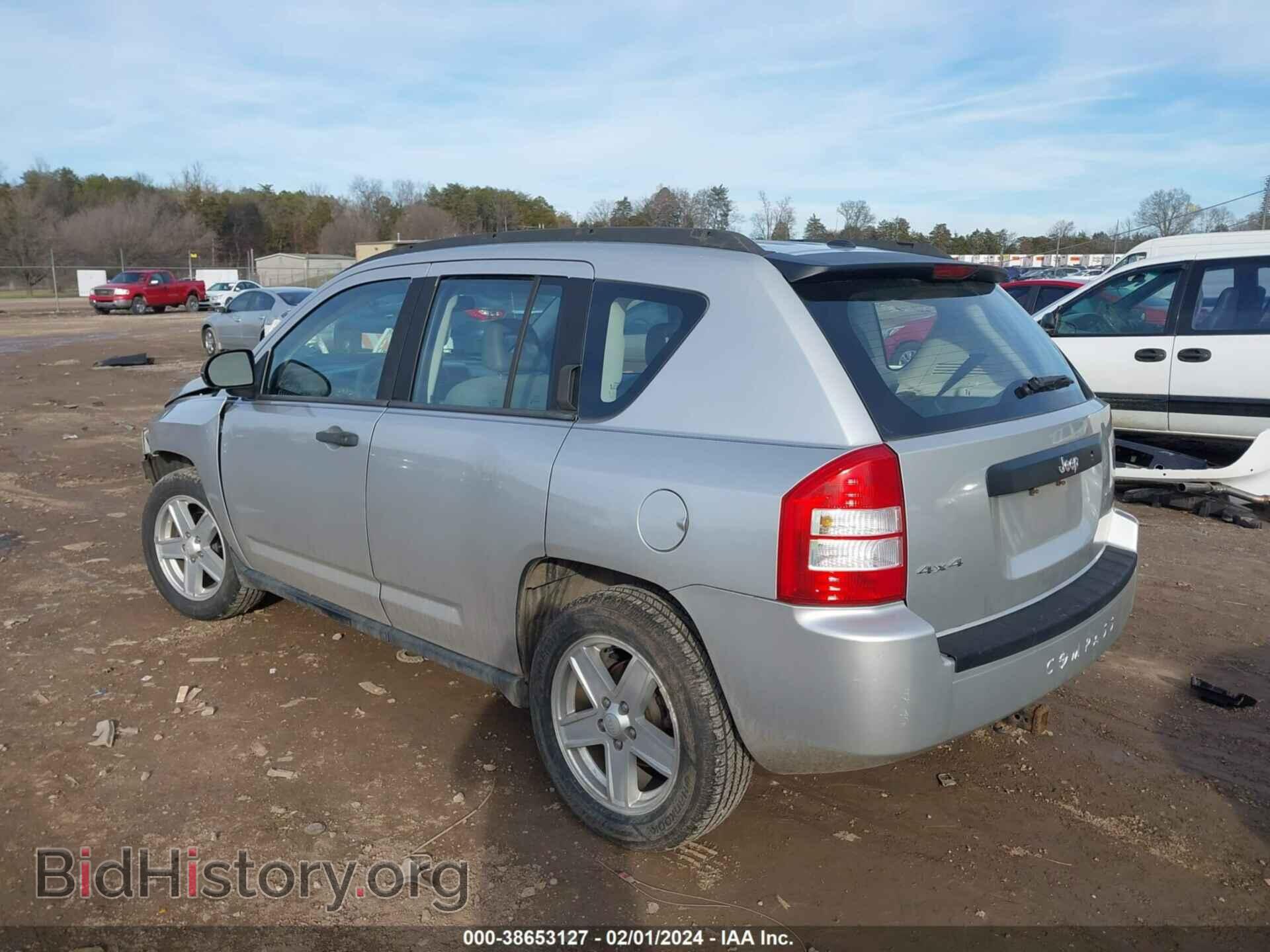2007 JEEP COMPASS - VIN: 1J8FF47W77D385840 - Фото 3