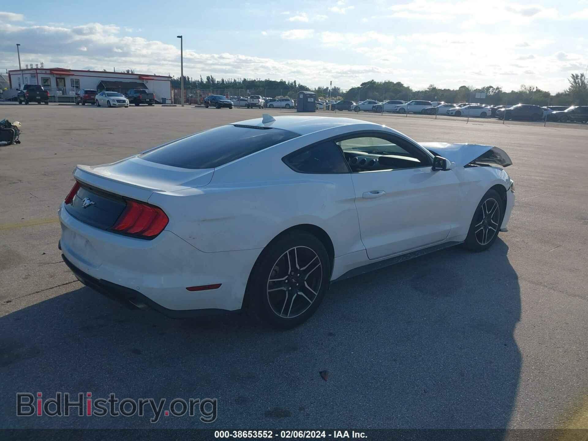 2022 FORD MUSTANG - VIN: 1FA6P8TH3N5126603 - Фото 4