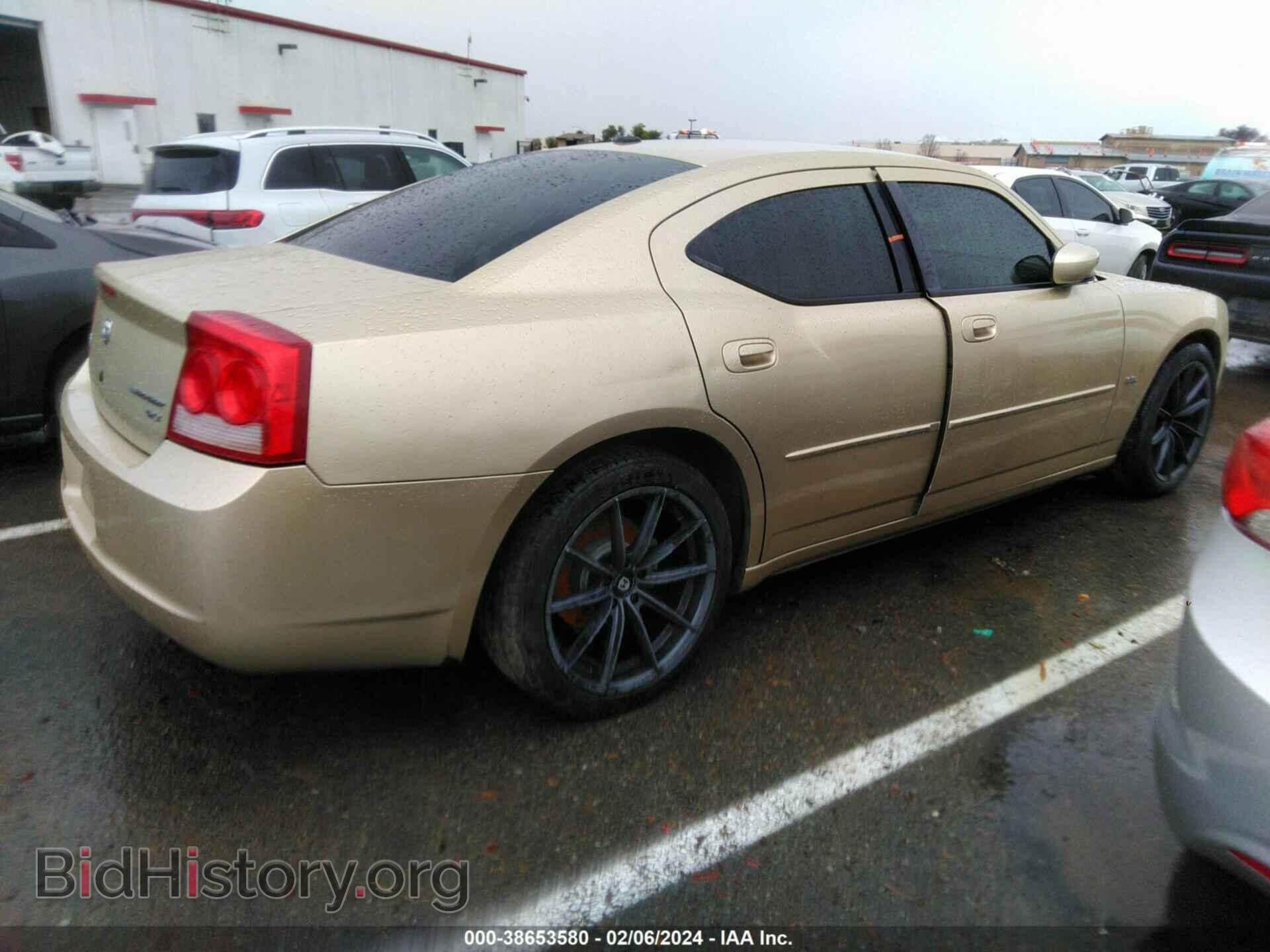 2010 DODGE CHARGER - VIN: 2B3CA3CV7AH197041 - Фото 4