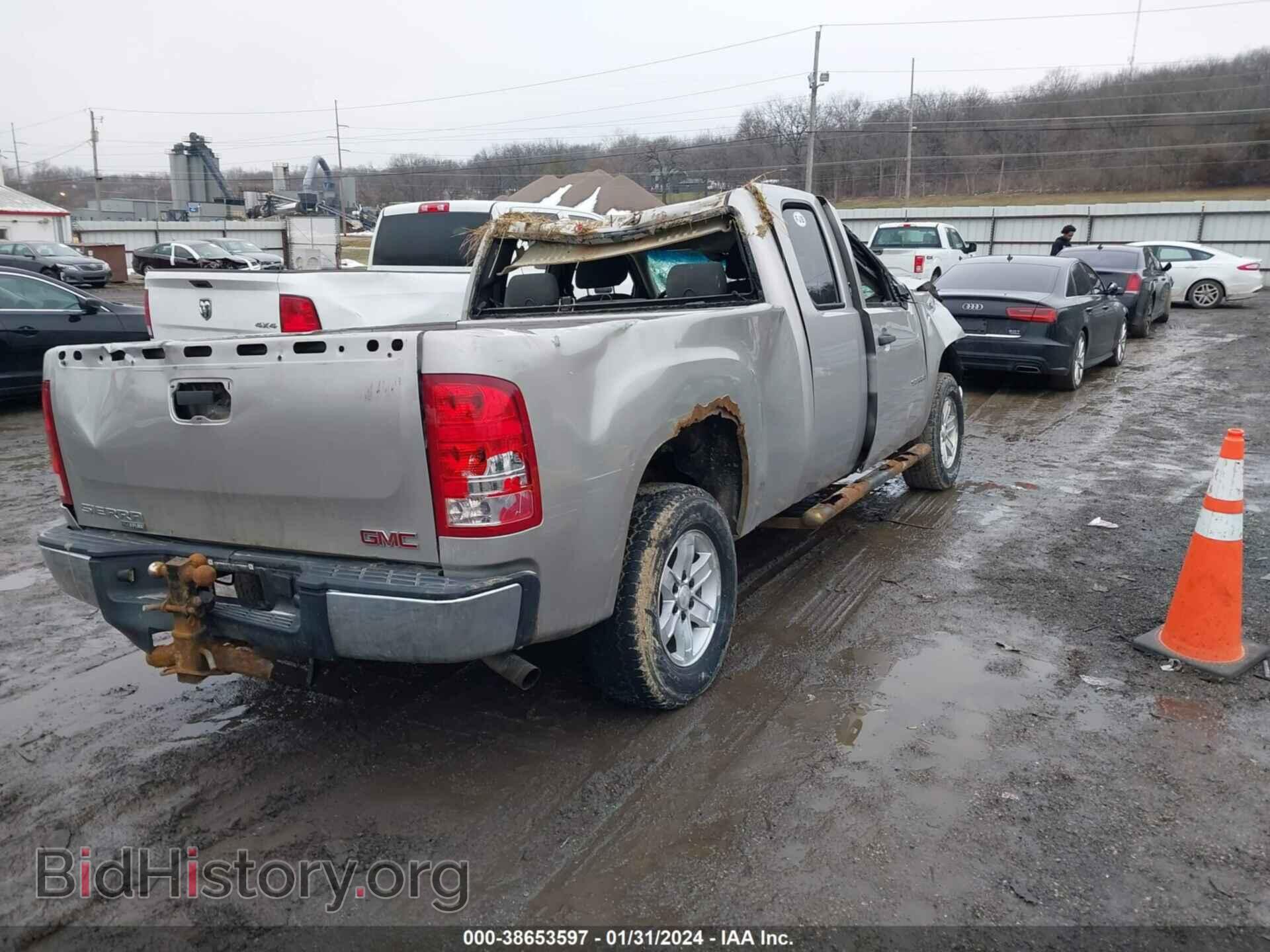 2009 GMC SIERRA 1500 - VIN: 2GTEC290891128256 - Фото 4