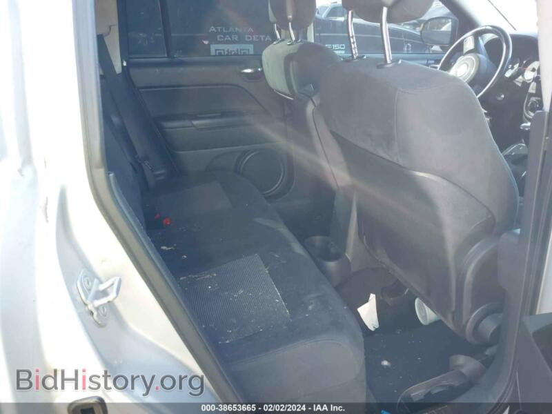 2012 Jeep COMPASS (VIN 1C4NJCEA3CD719083) — фото 8 из 11