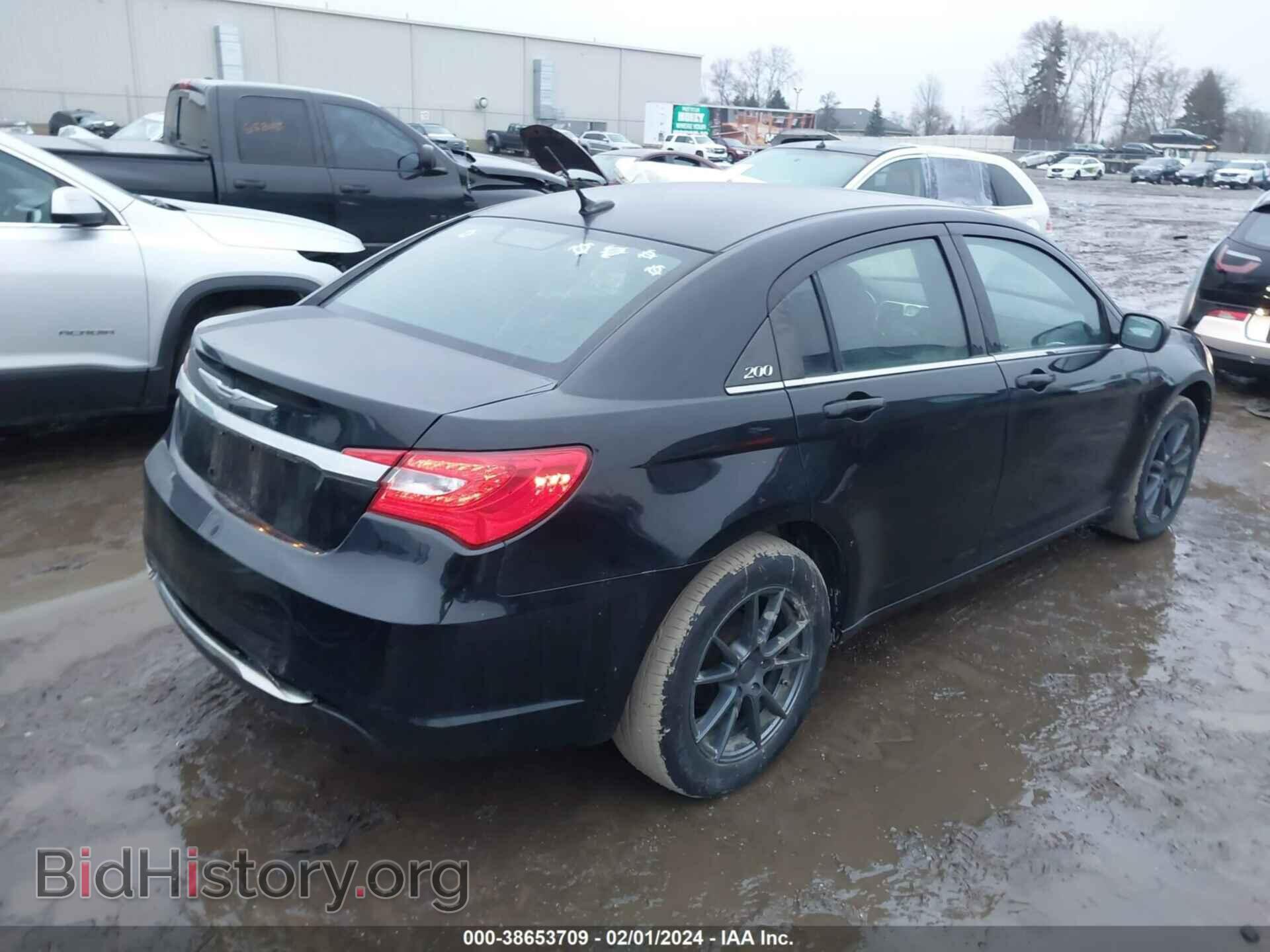 2011 CHRYSLER 200 - VIN: 1C3BC1FB7BN549767 - Фото 4