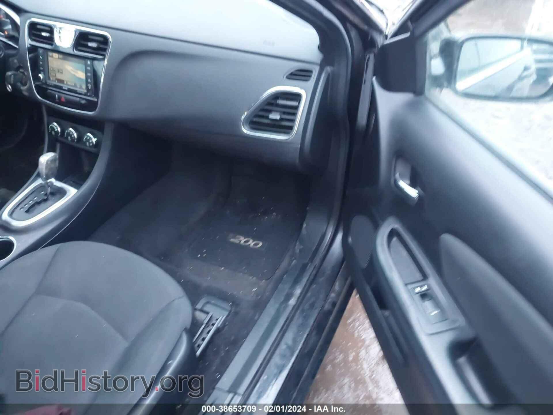 2011 CHRYSLER 200 - VIN: 1C3BC1FB7BN549767 - Фото 5