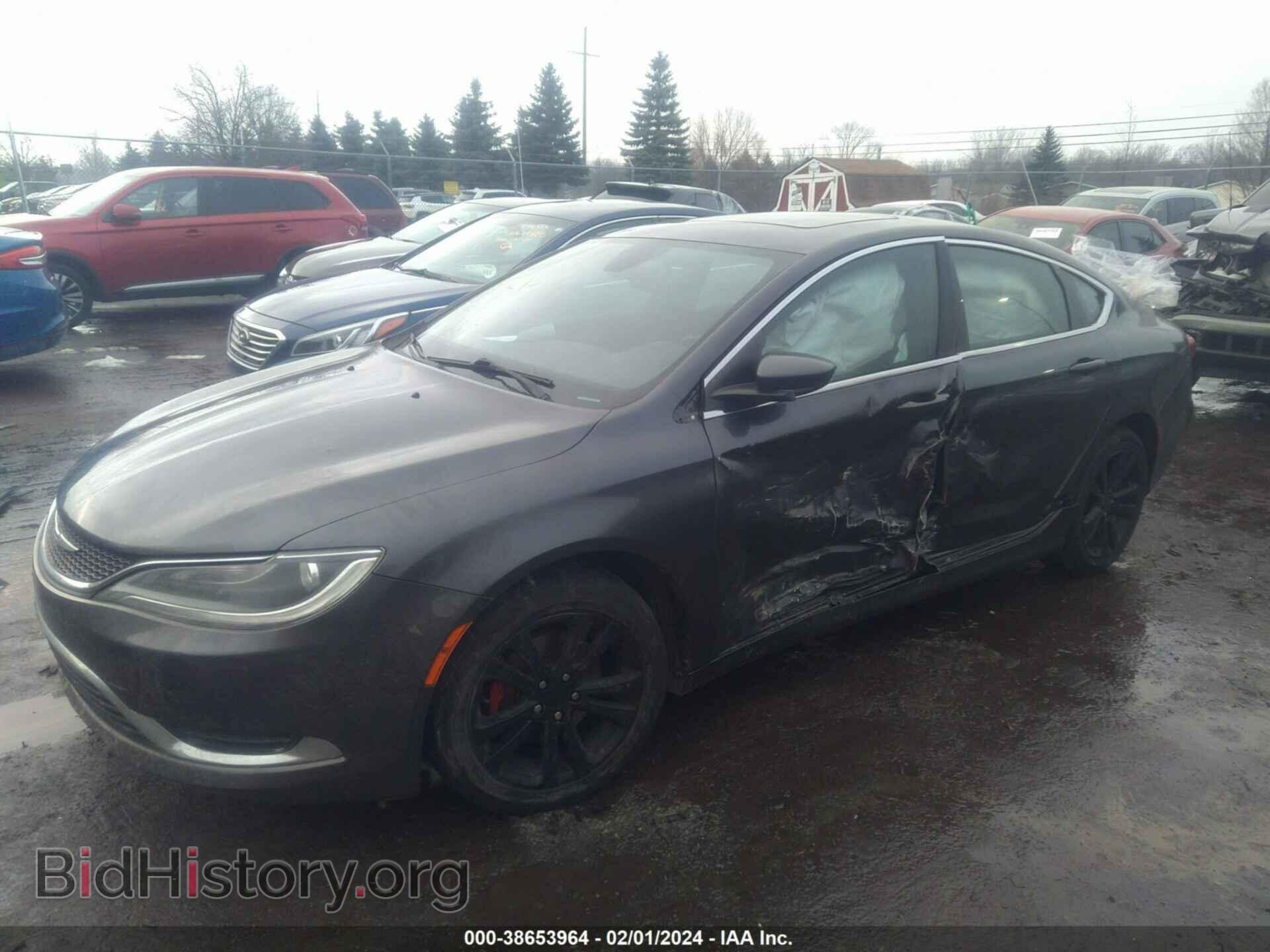 2015 CHRYSLER 200 - VIN: 1C3CCCAB3FN557927 - Фото 2