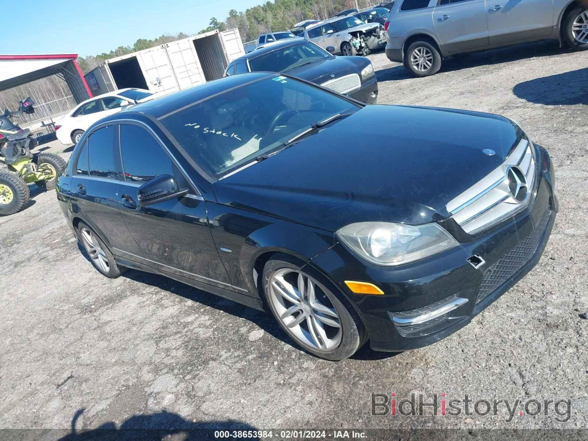 Photo WDDGF4HB2CA600470 - MERCEDES-BENZ C 250 2012