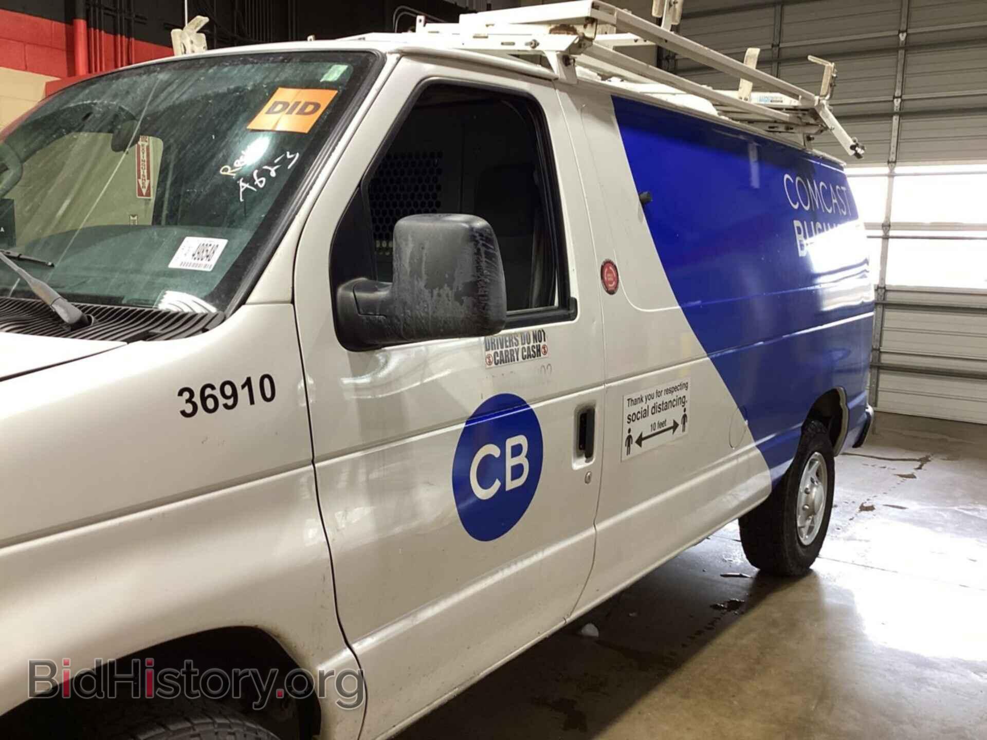 2010 FORD ECONOLINE - VIN: 1FTNE2EL5ADA74563 - Photo 19
