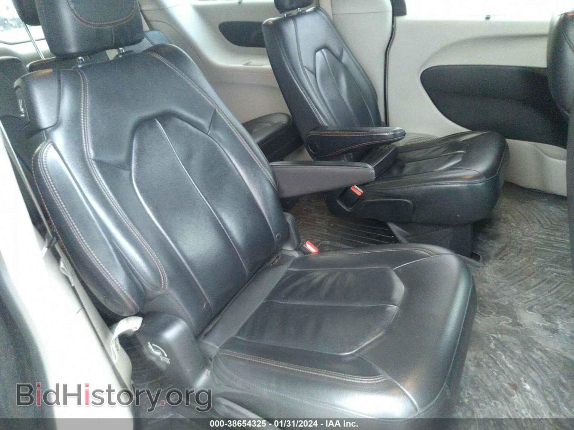 2017 CHRYSLER PACIFICA - VIN: 2C4RC1BG8HR784847 - Фото 8