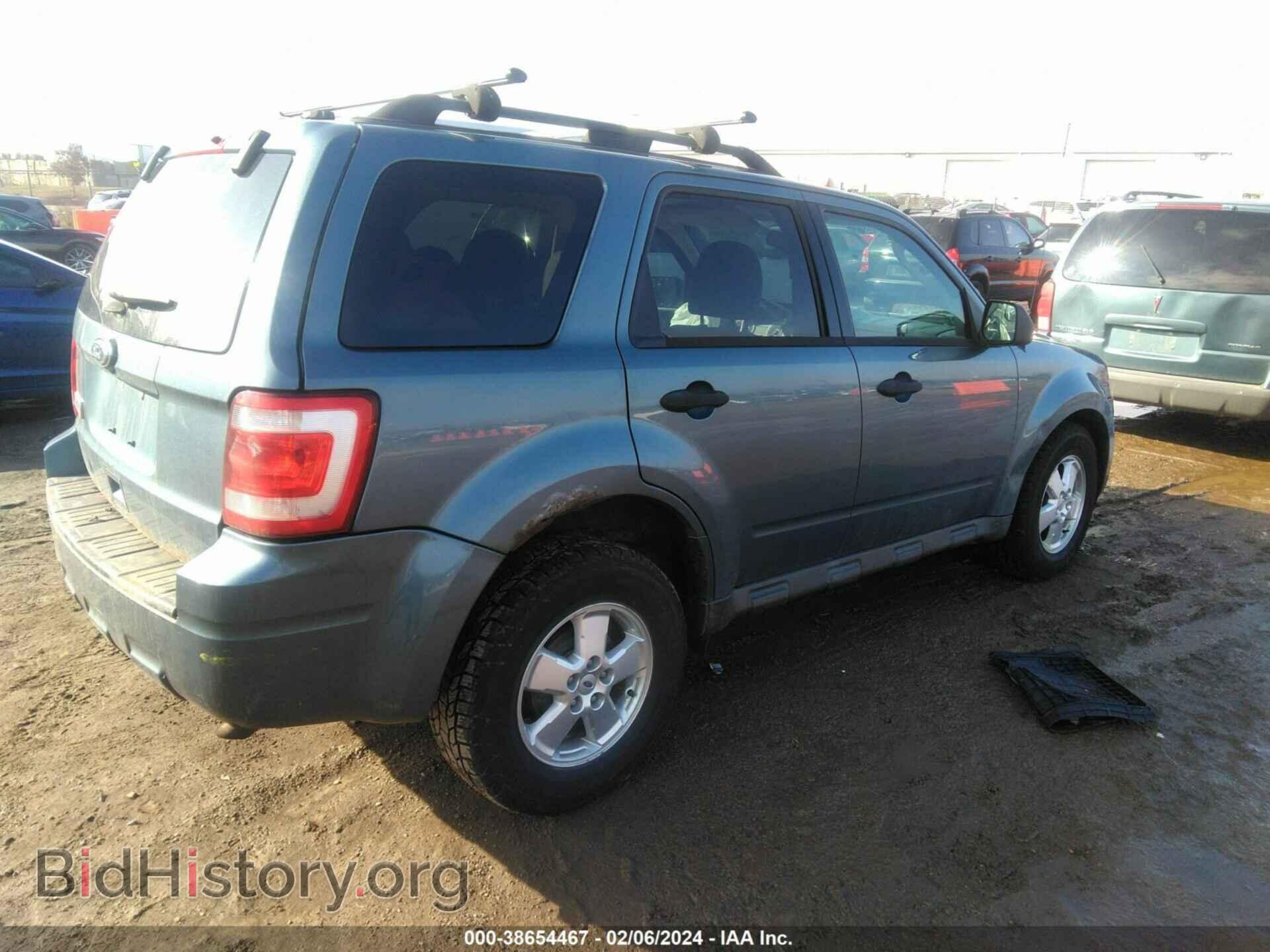 2011 FORD ESCAPE - VIN: 1FMCU9D70BKB75445 - Photo 4