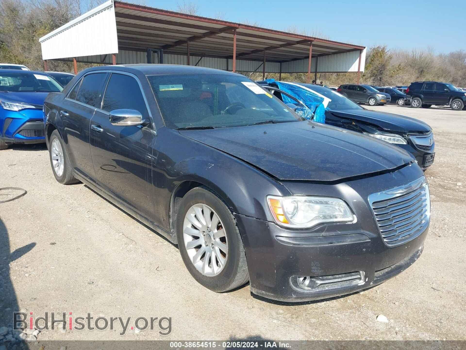 Фотография 2C3CCAET3DH708200 - CHRYSLER 300C 2013