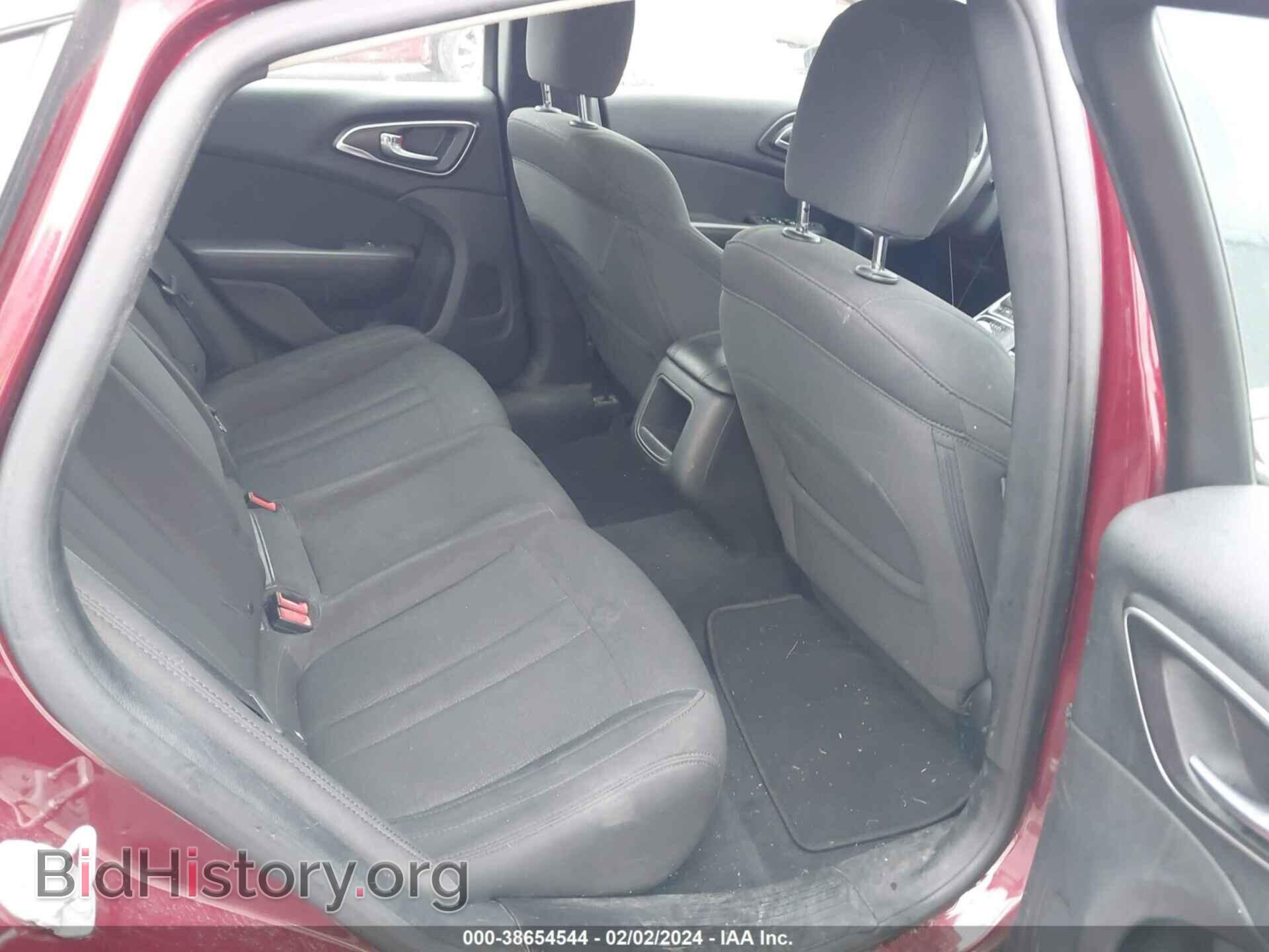 2016 CHRYSLER 200 - VIN: 1C3CCCAB9GN168677 - Photo 8