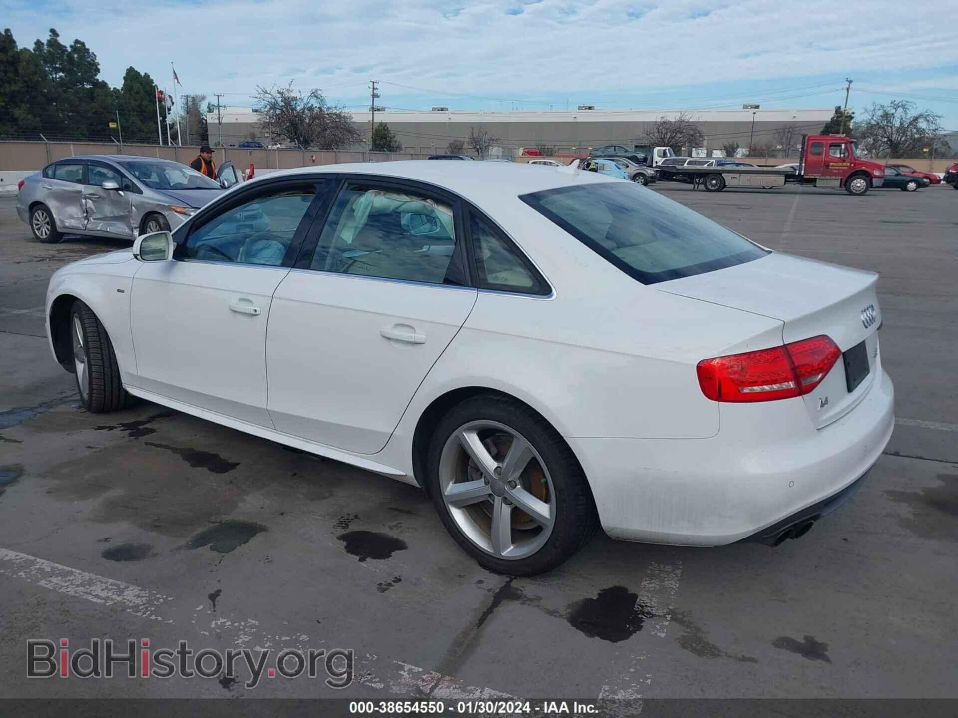 2012 AUDI A4 - VIN: WAUFFAFL0CA094425 - Фото 3