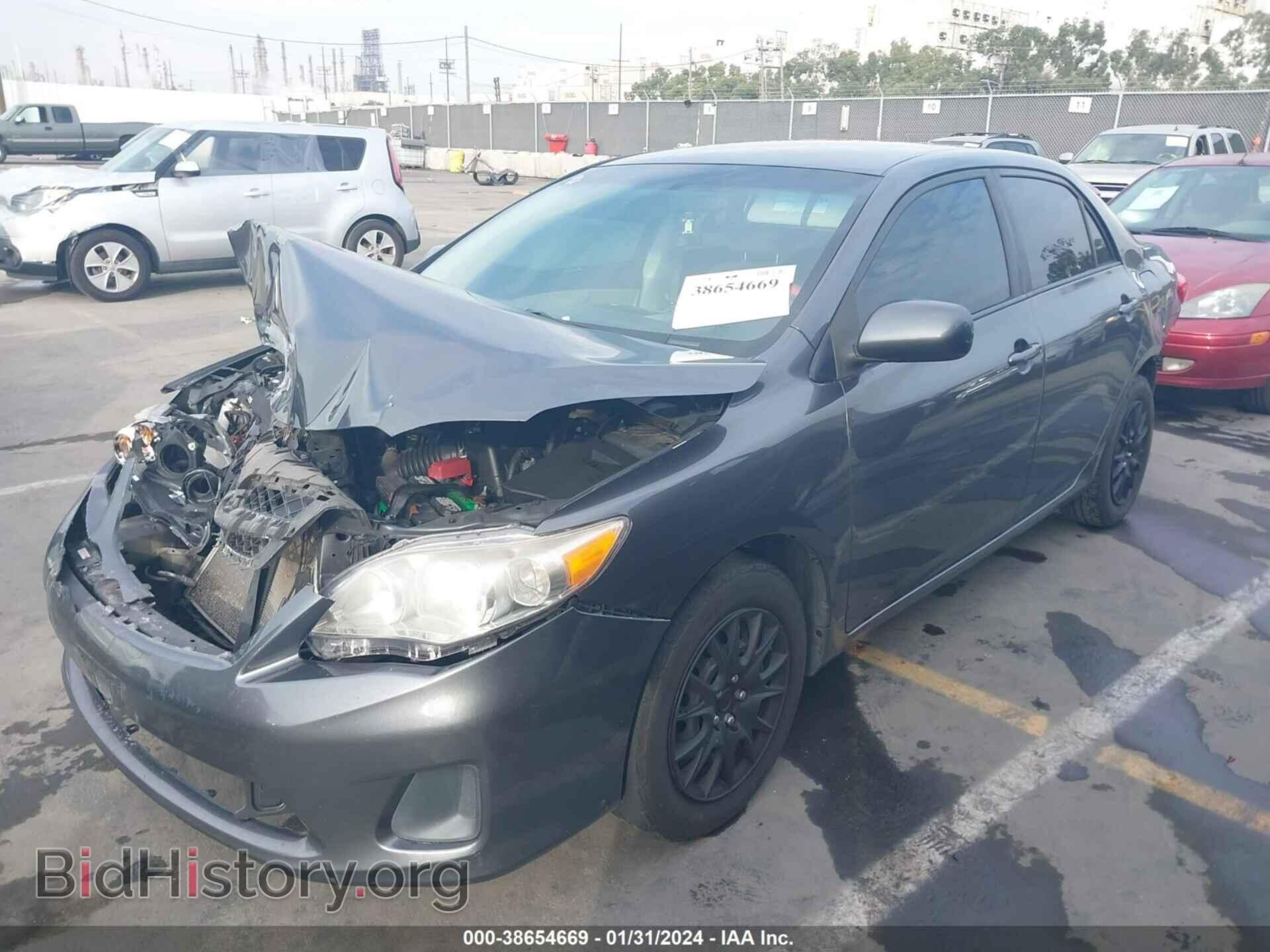 2011 TOYOTA COROLLA - VIN: 2T1BU4EE2BC593099 - Фото 2