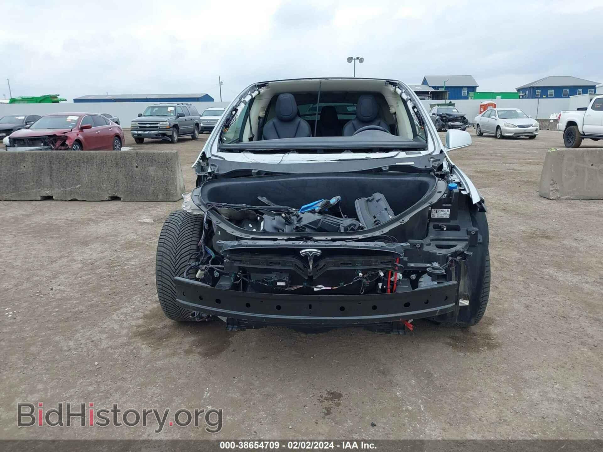 2016 TESLA MODEL X - VIN: 5YJXCAE22GF002558 - Photo 12