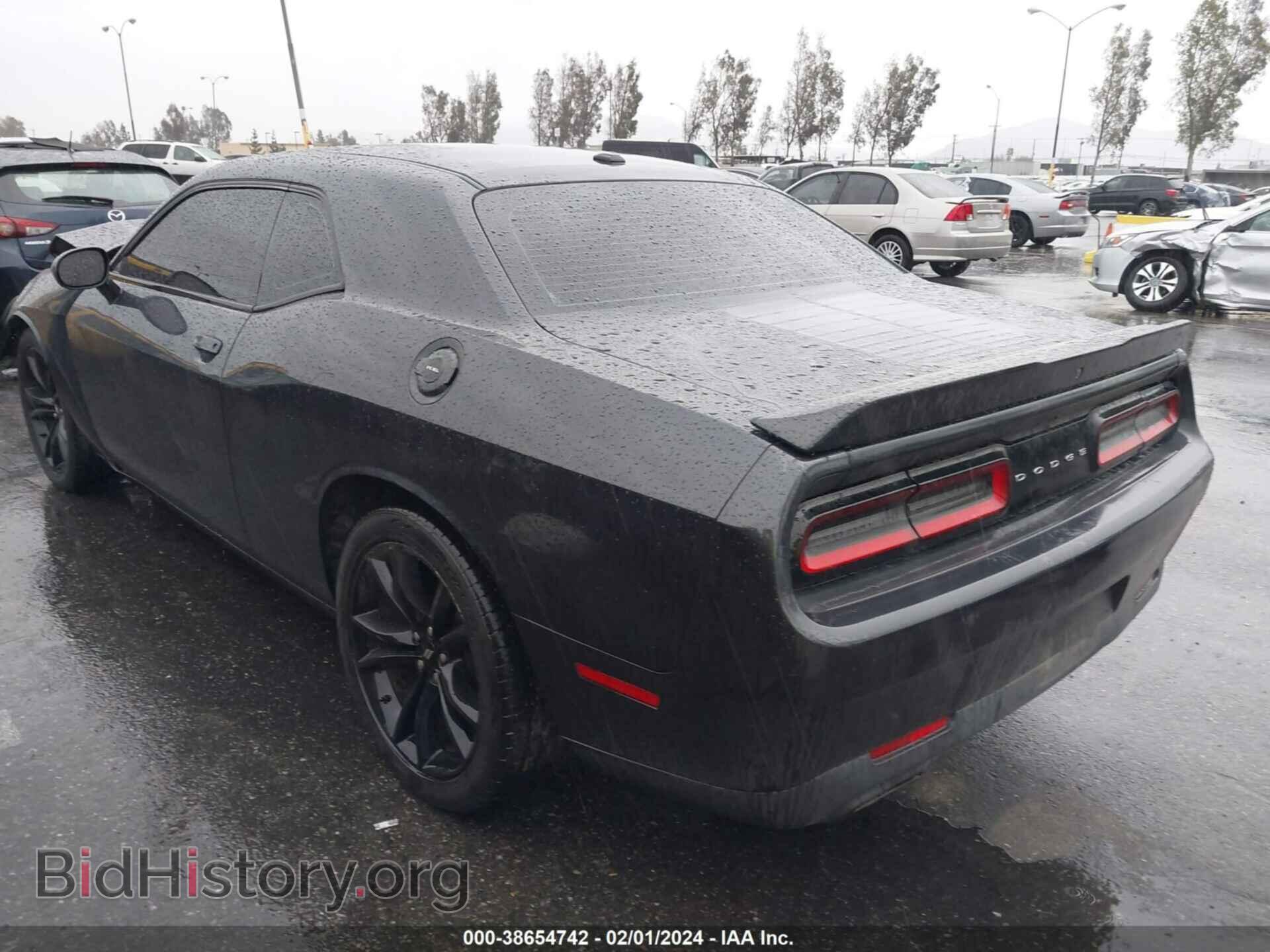 2018 DODGE CHALLENGER - VIN: 2C3CDZAG1JH246445 - Фото 3