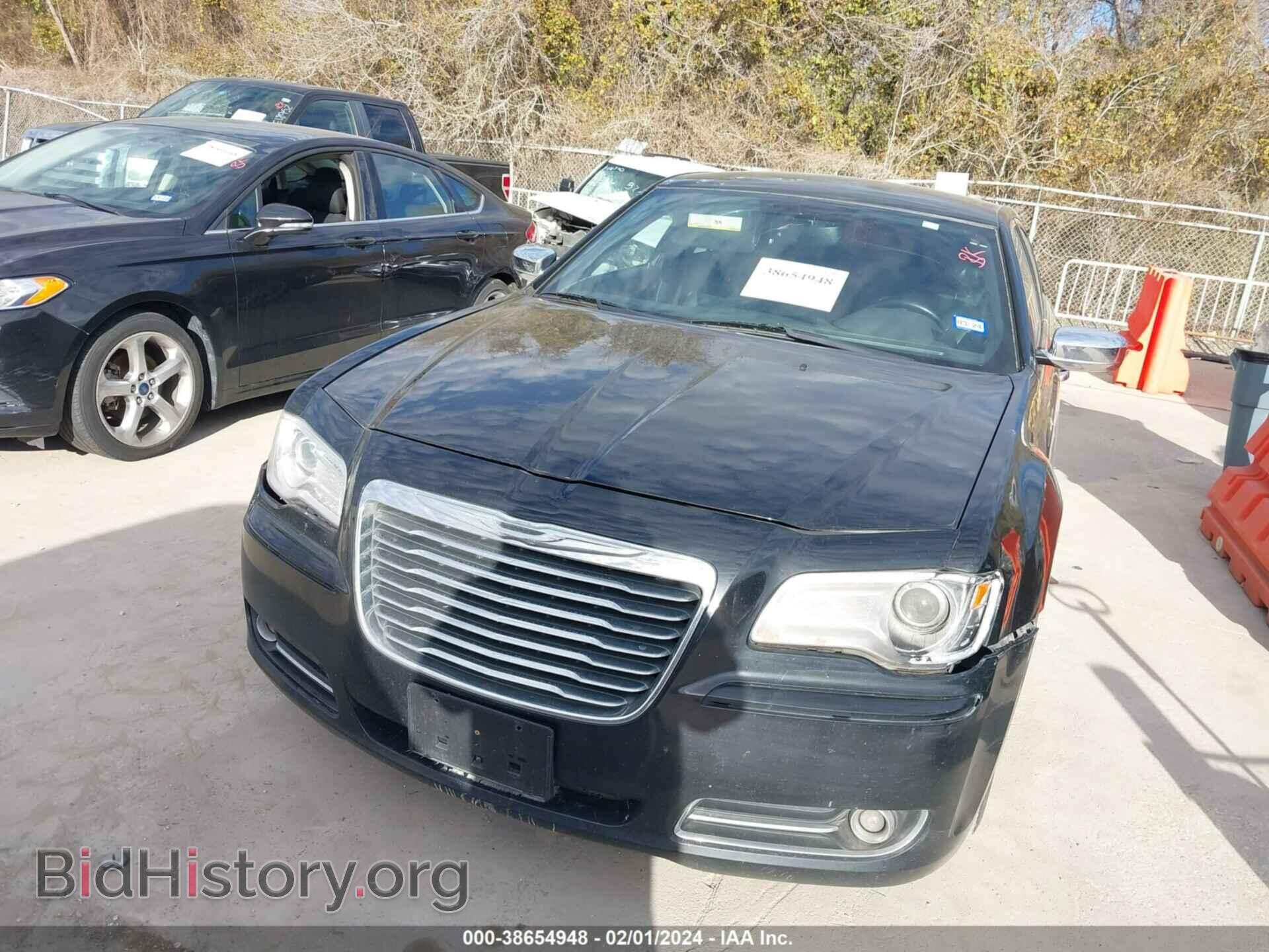 2012 CHRYSLER 300 - VIN: 2C3CCACG3CH129874 - Фото 2