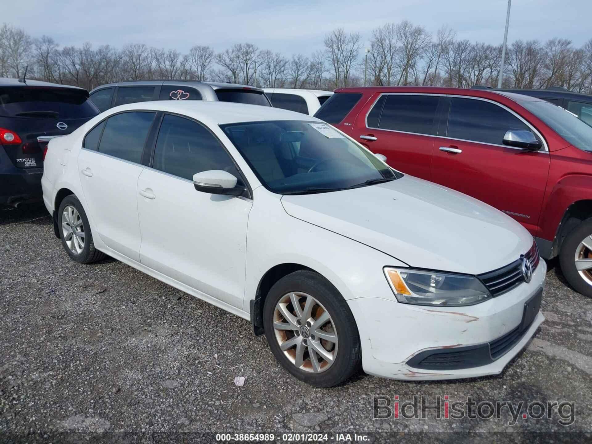 Photo 3VWD17AJ4EM404192 - VOLKSWAGEN JETTA 2014