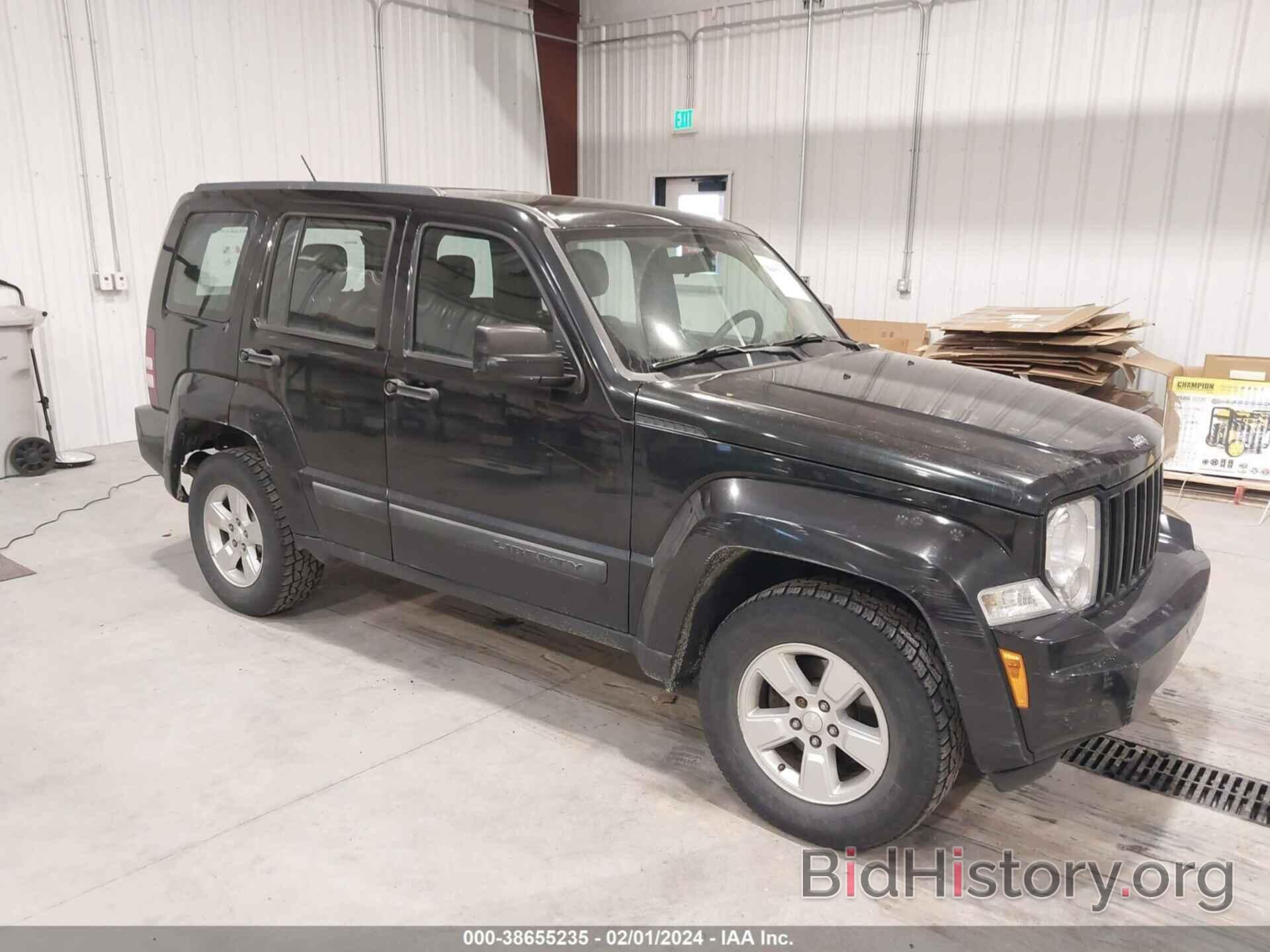 Photo 1J4PN2GK8AW132984 - JEEP LIBERTY 2010