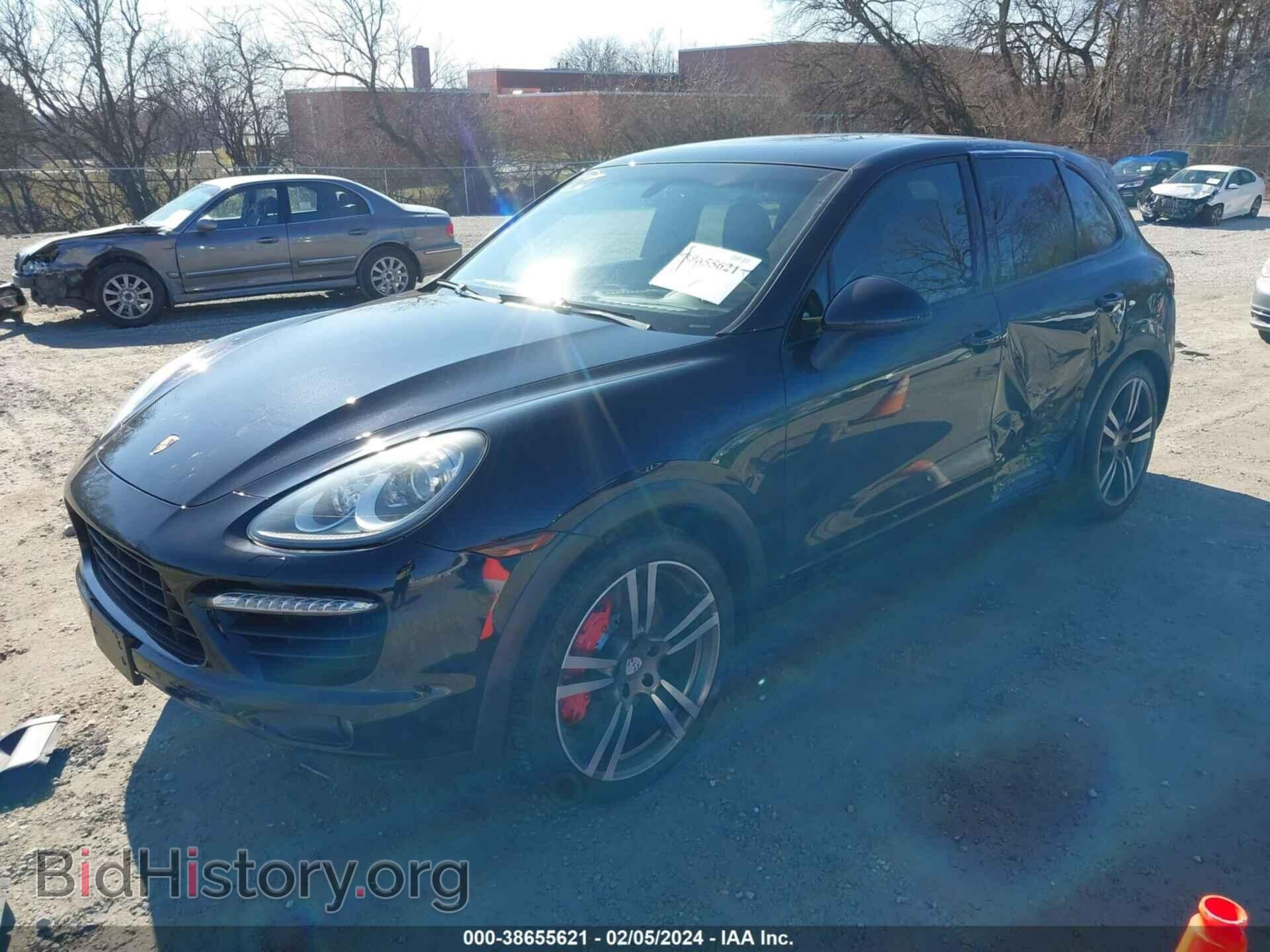2011 PORSCHE CAYENNE - VIN: WP1AC2A27BLA83420 - Фото 2