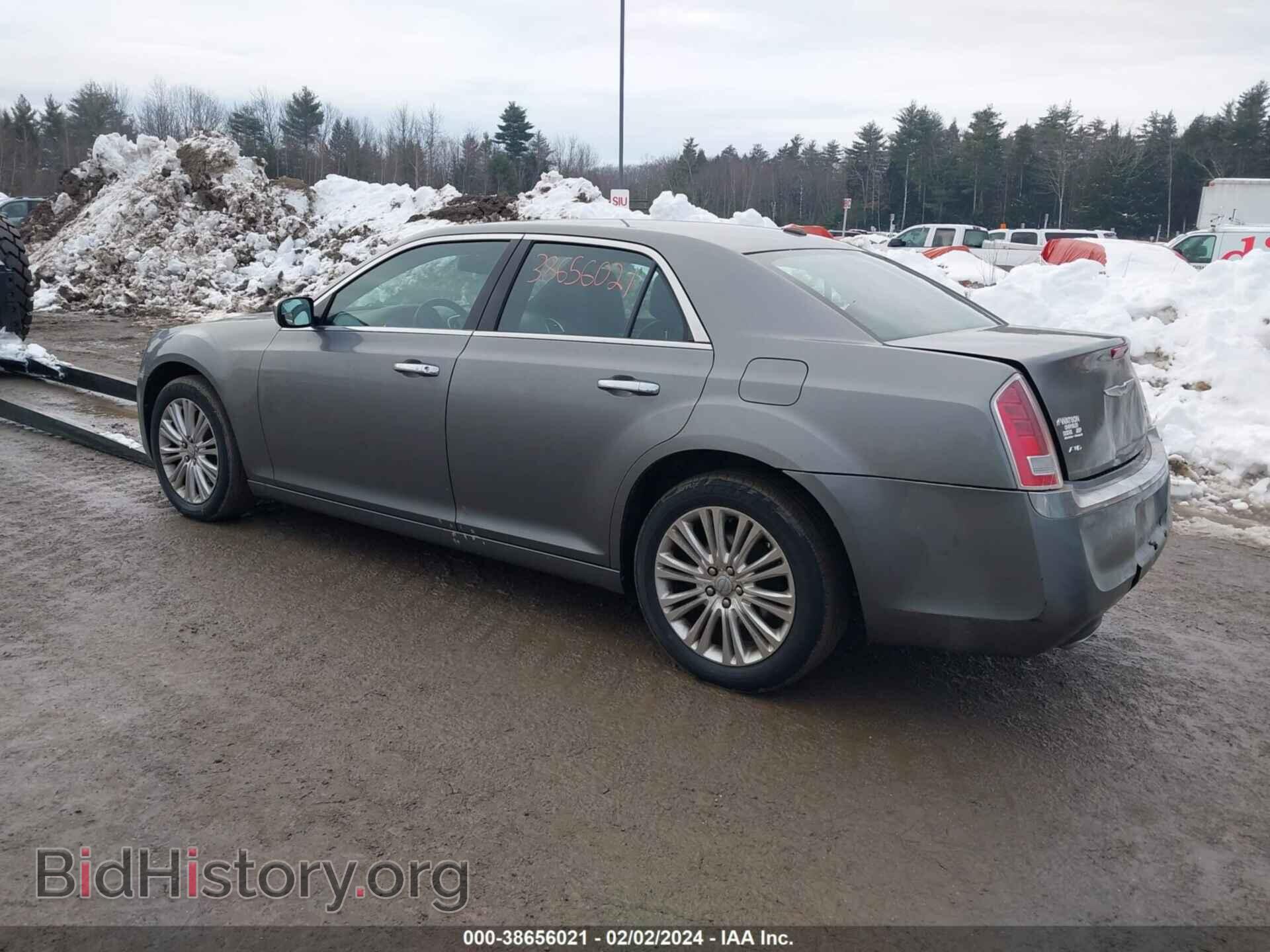 2012 CHRYSLER 300 - VIN: 2C3CCAHG8CH184300 - Фото 3
