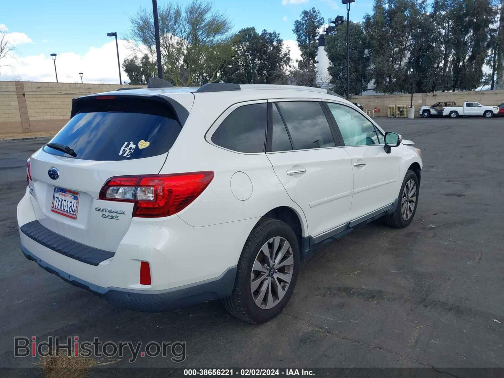 2017 SUBARU OUTBACK - VIN: 4S4BSATC6H3353816 - Фото 4