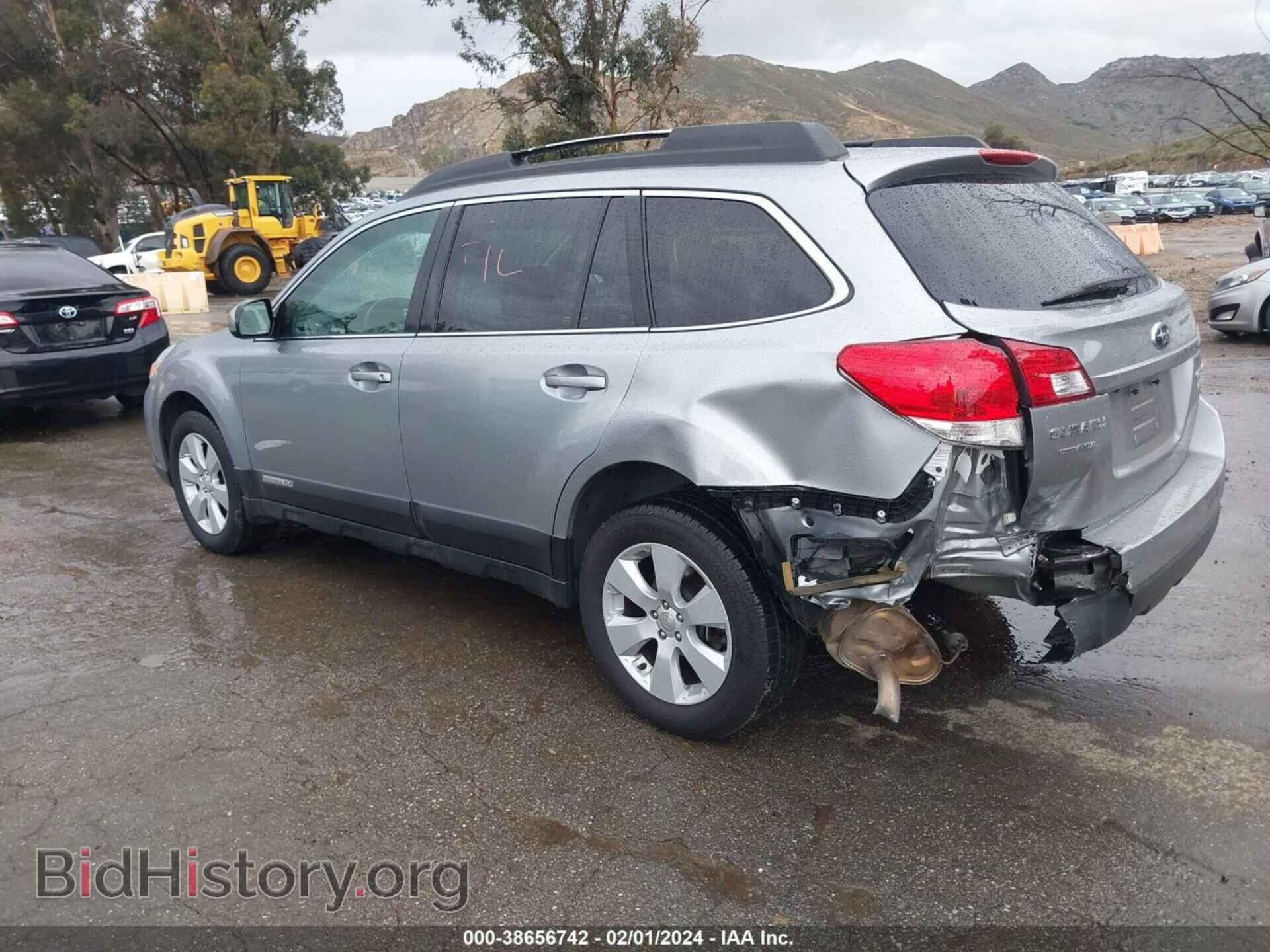 2010 SUBARU OUTBACK - VIN: 4S4BRBLC3A3337208 - Фото 3