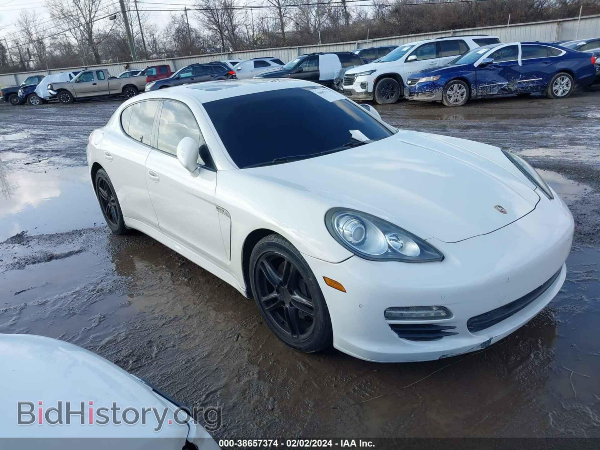 Фотография WP0AA2A7XBL011890 - PORSCHE PANAMERA 2011