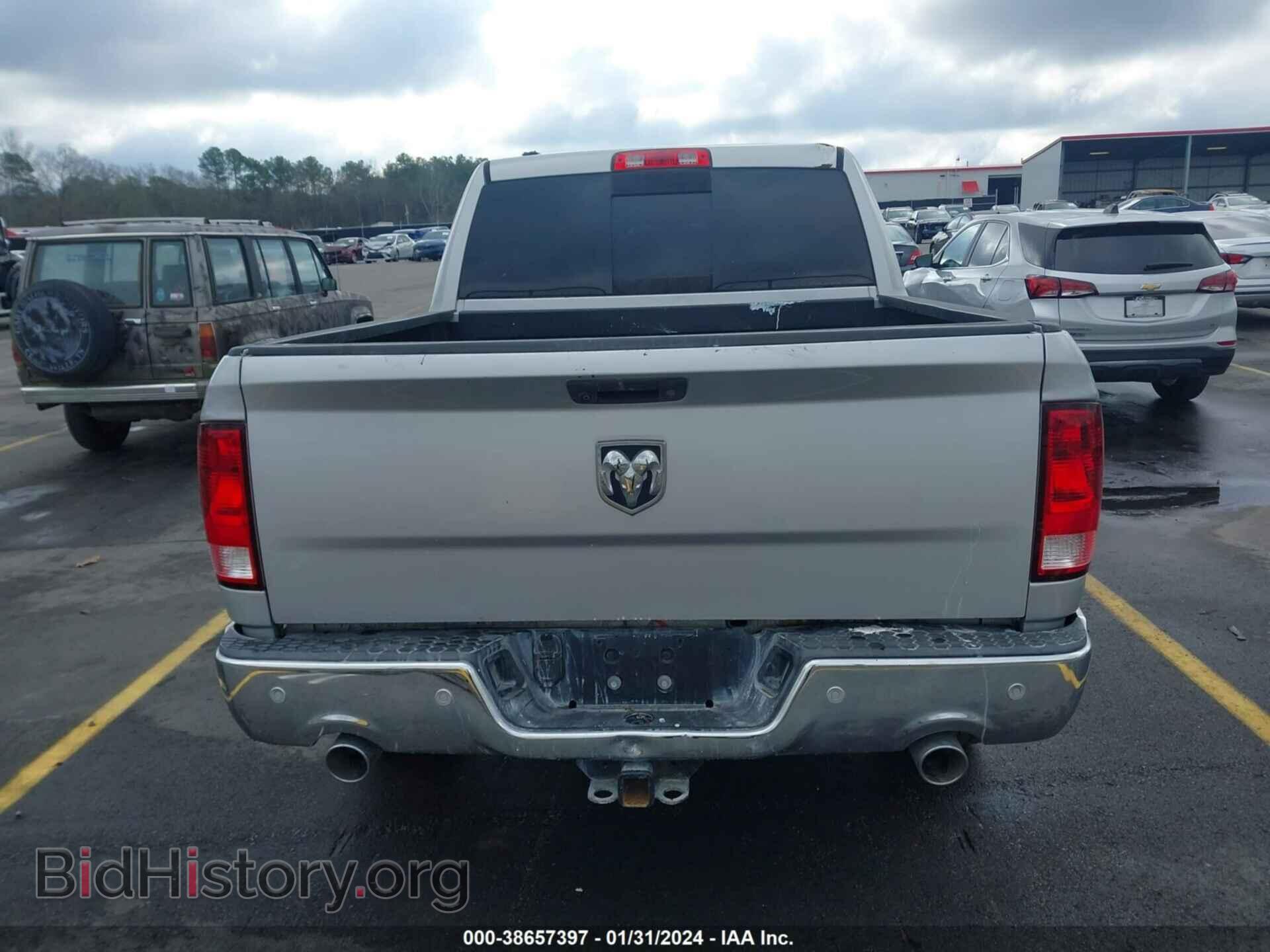 2015 RAM 1500 - VIN: 1C6RR6LM3FS677014 - Фото 16
