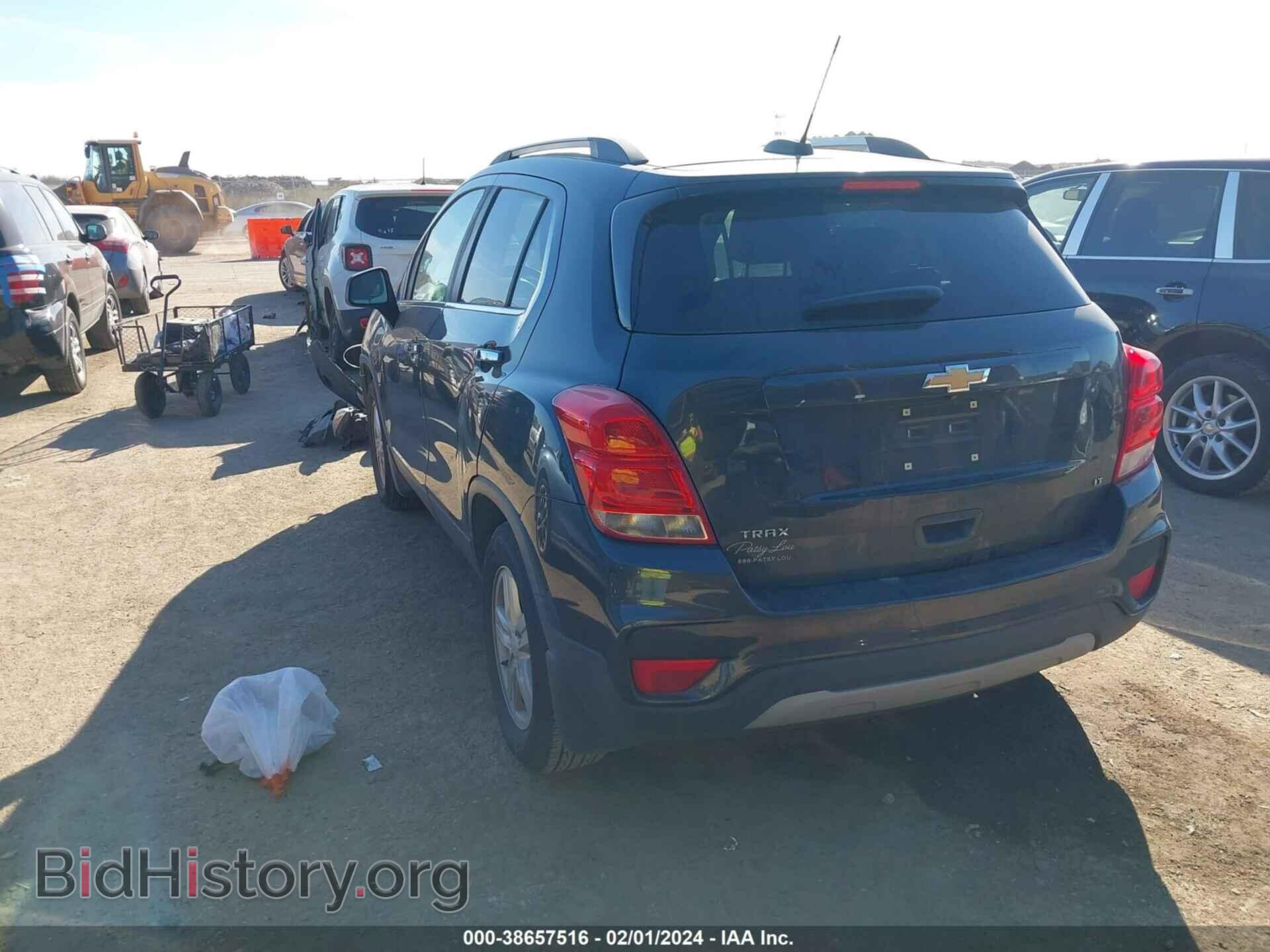 2018 CHEVROLET TRAX - VIN: 3GNCJLSB9JL306779 - Фото 3