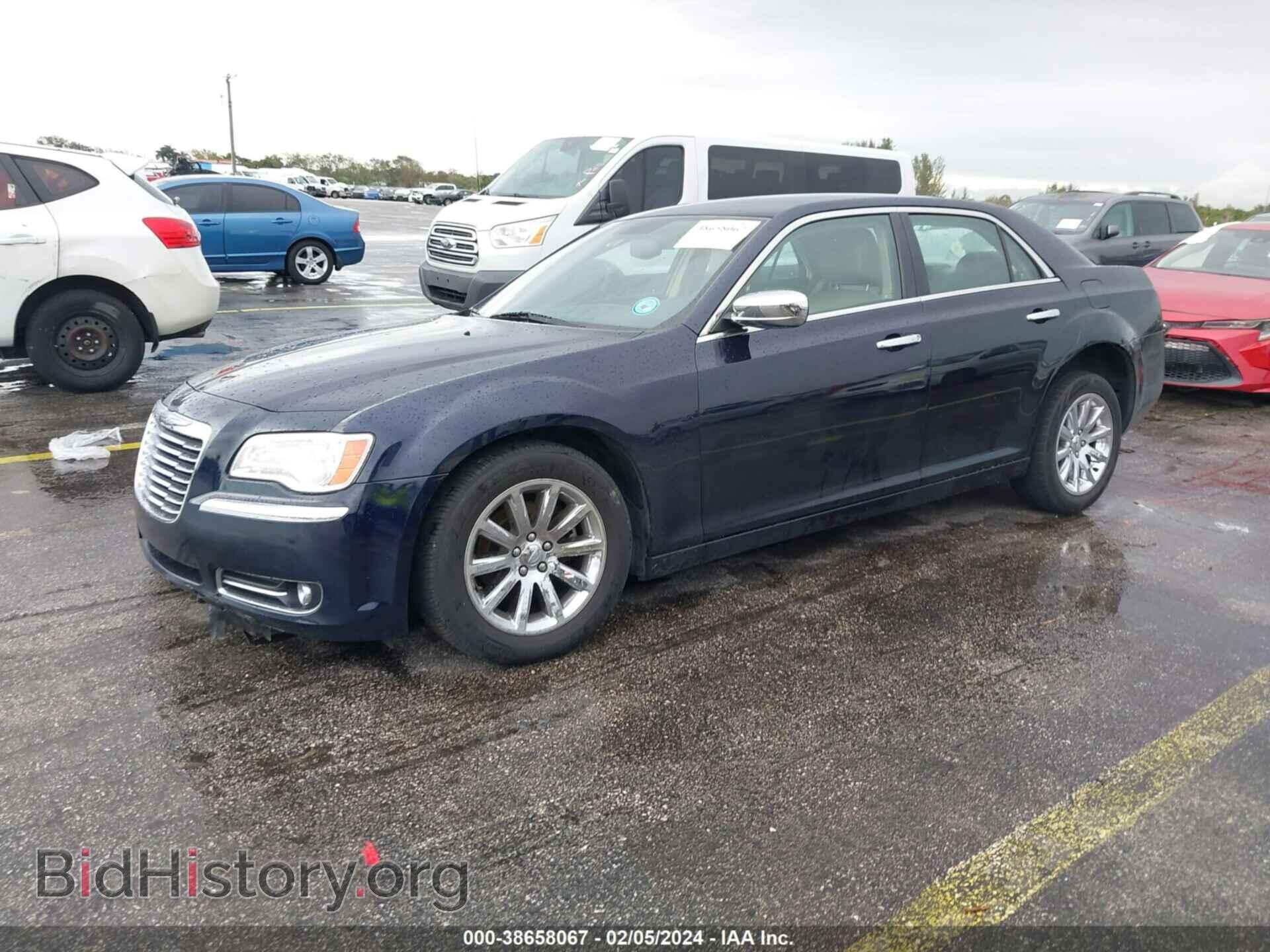 2012 CHRYSLER 300 - VIN: 2C3CCACG1CH223669 - Фото 2